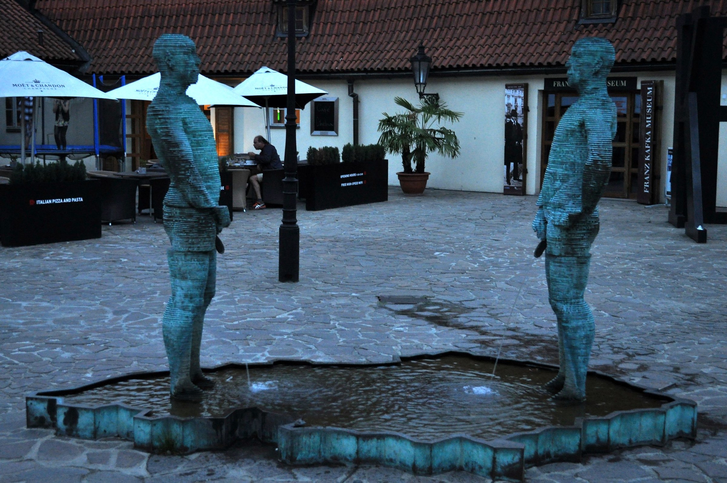 Prague - sculpture David Cerny