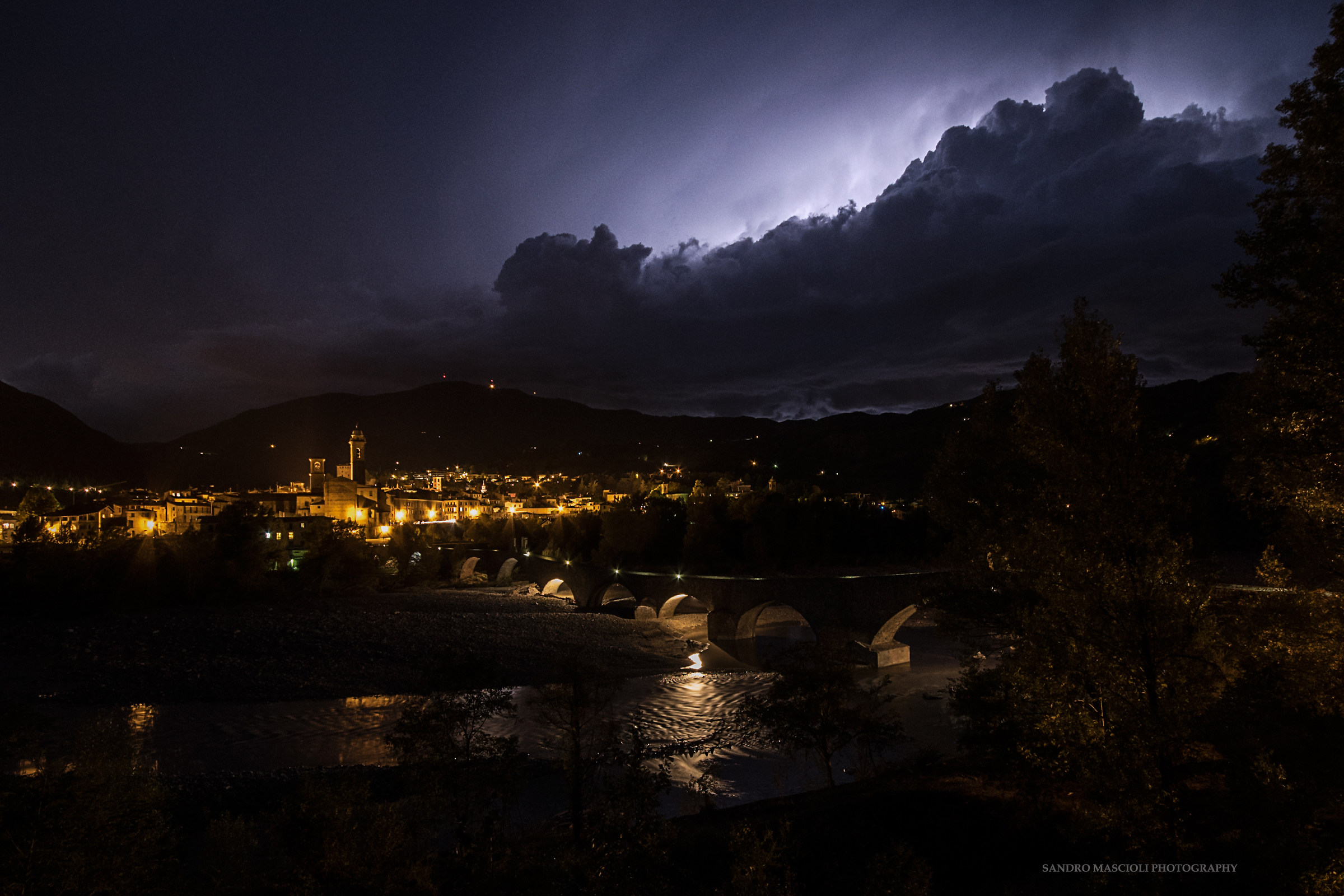 Bobbio, arriva il temporale...