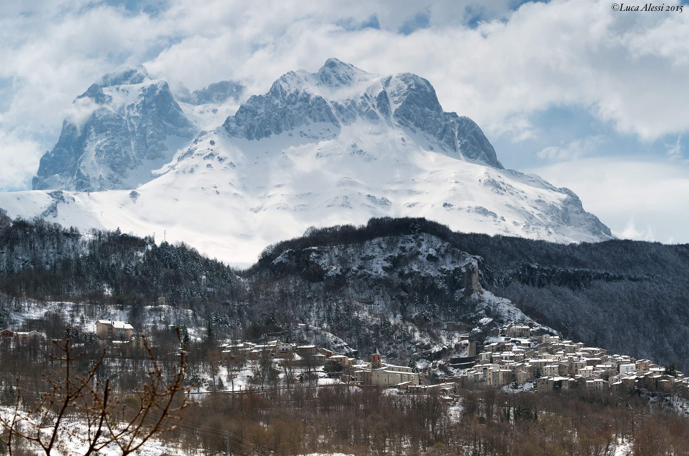 Alle pendici del Gran Sasso, Pietracamela