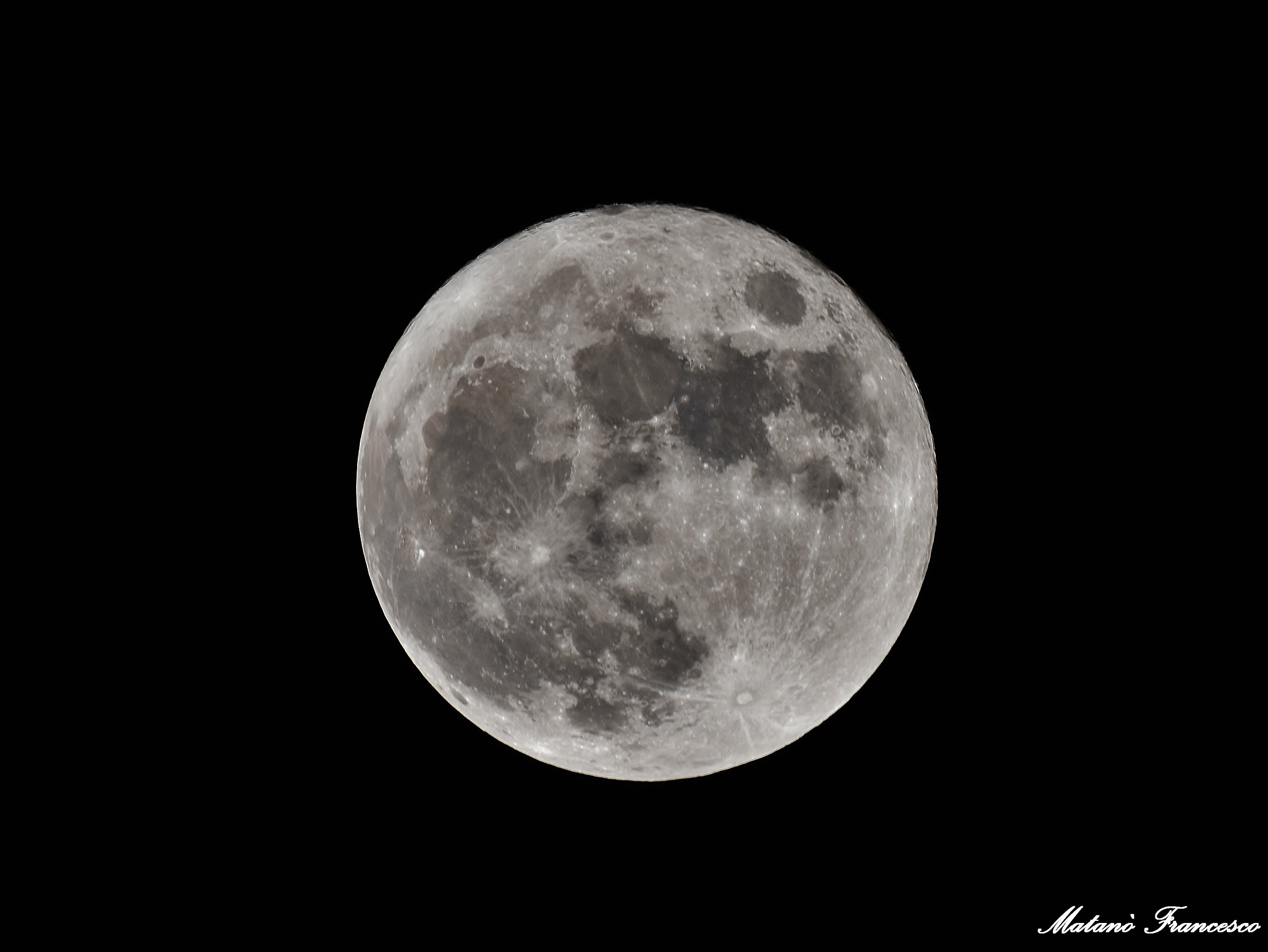 Moon 25/12/2015