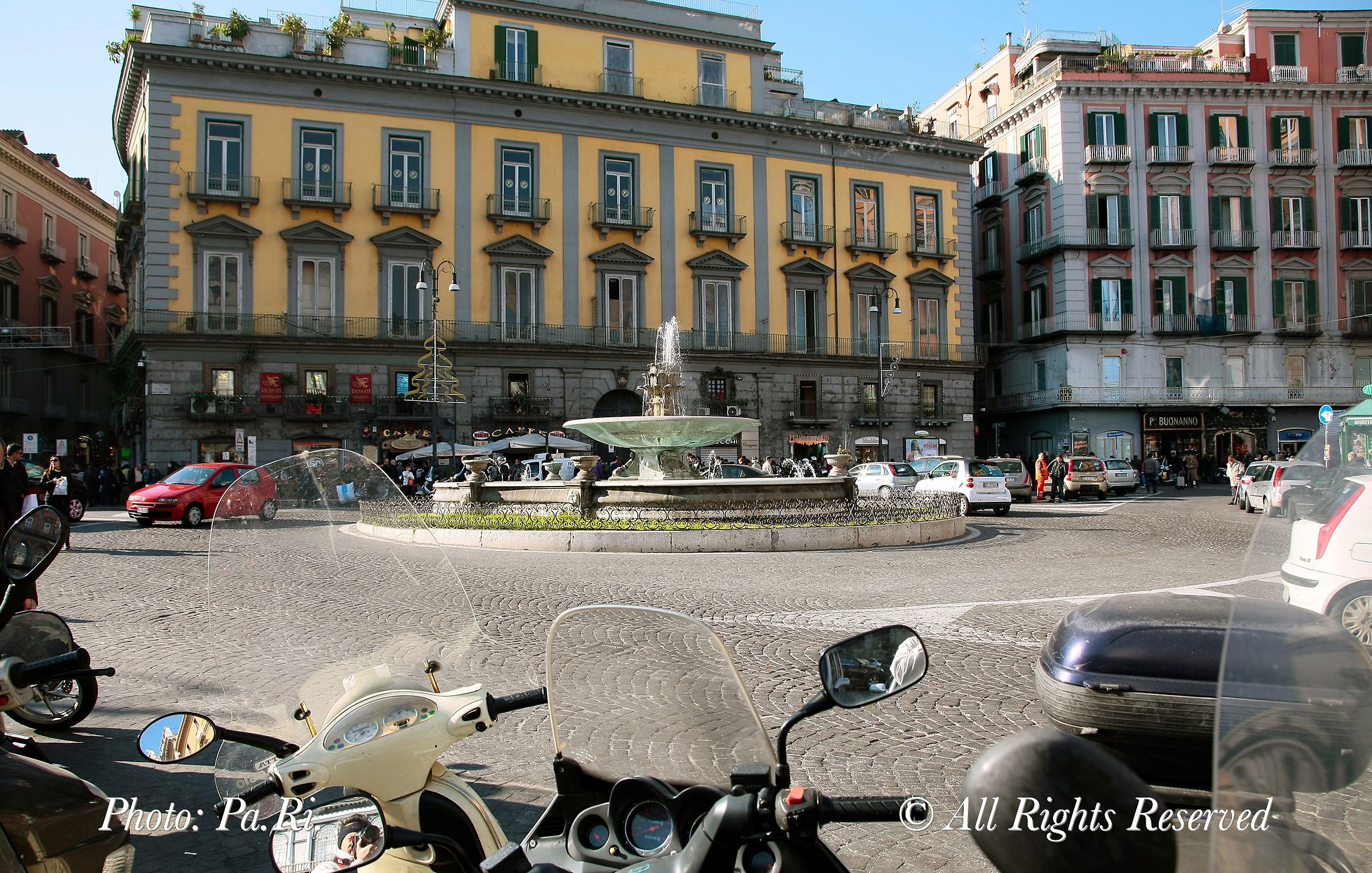 Piazza Trieste e Trento - Napoli -
