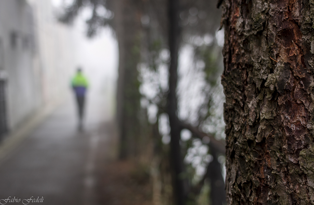 jogging nella nebbia