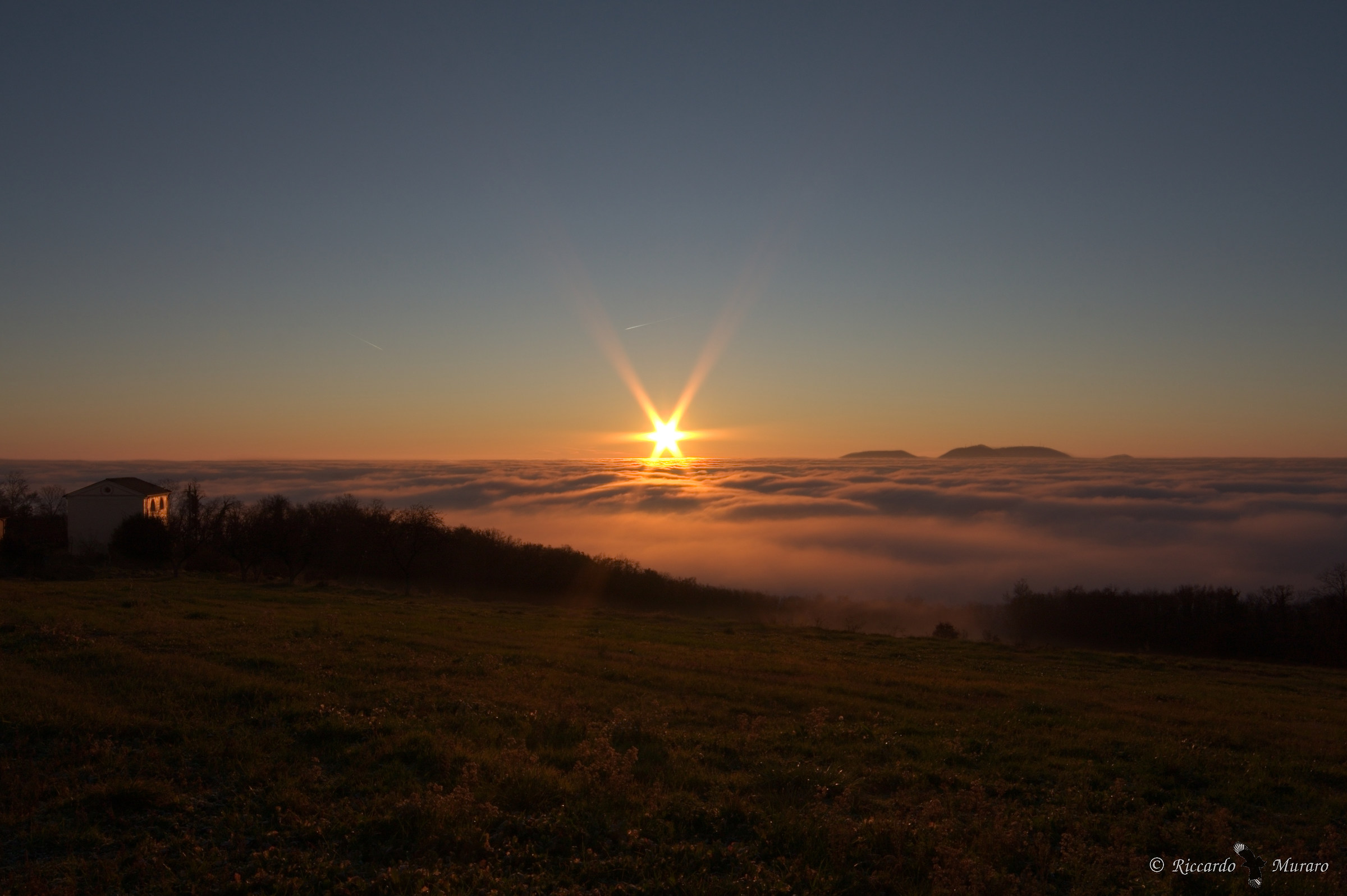 Still fog? Come, I will take you where comes the Sun!