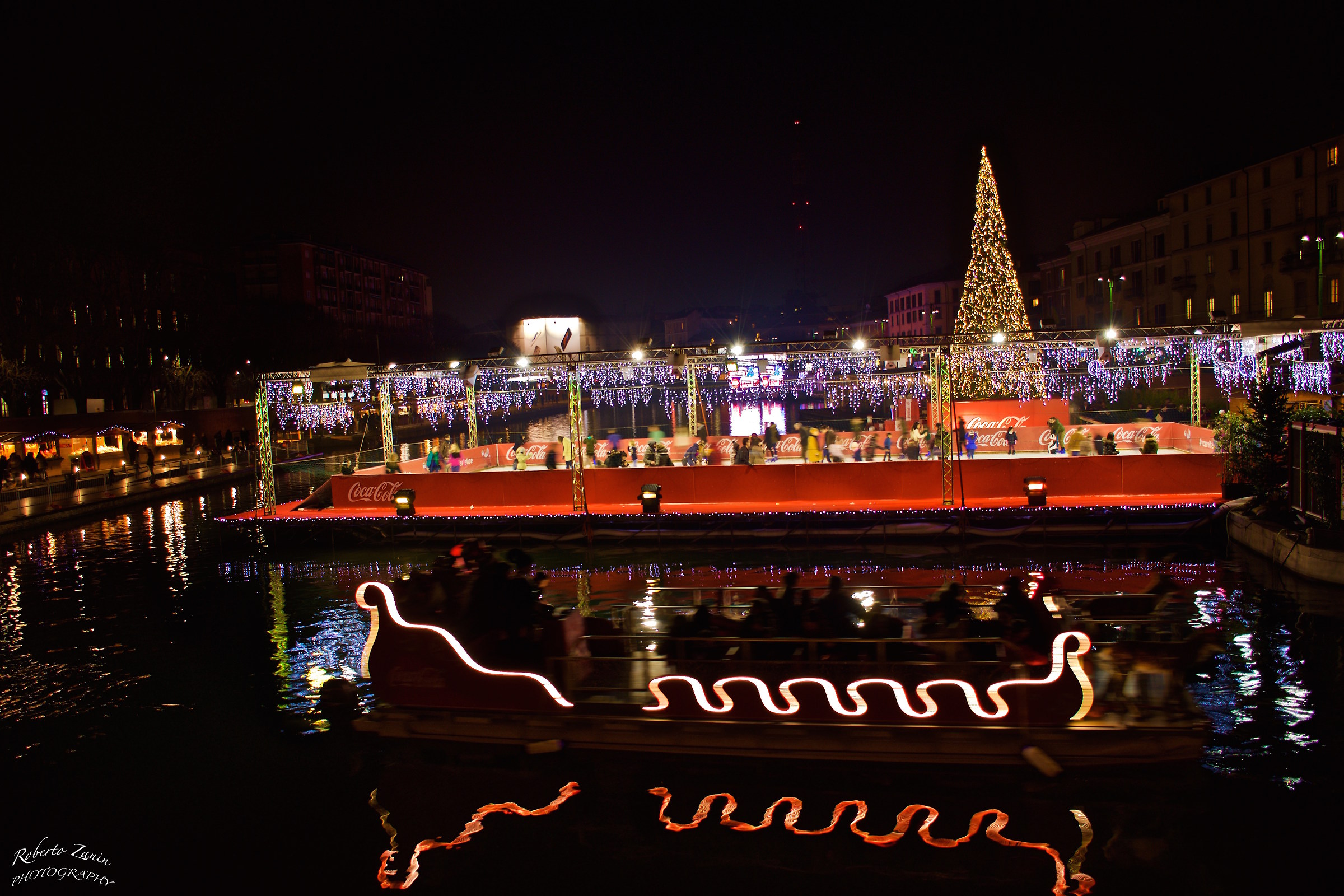 Navigation on the dock in Milan