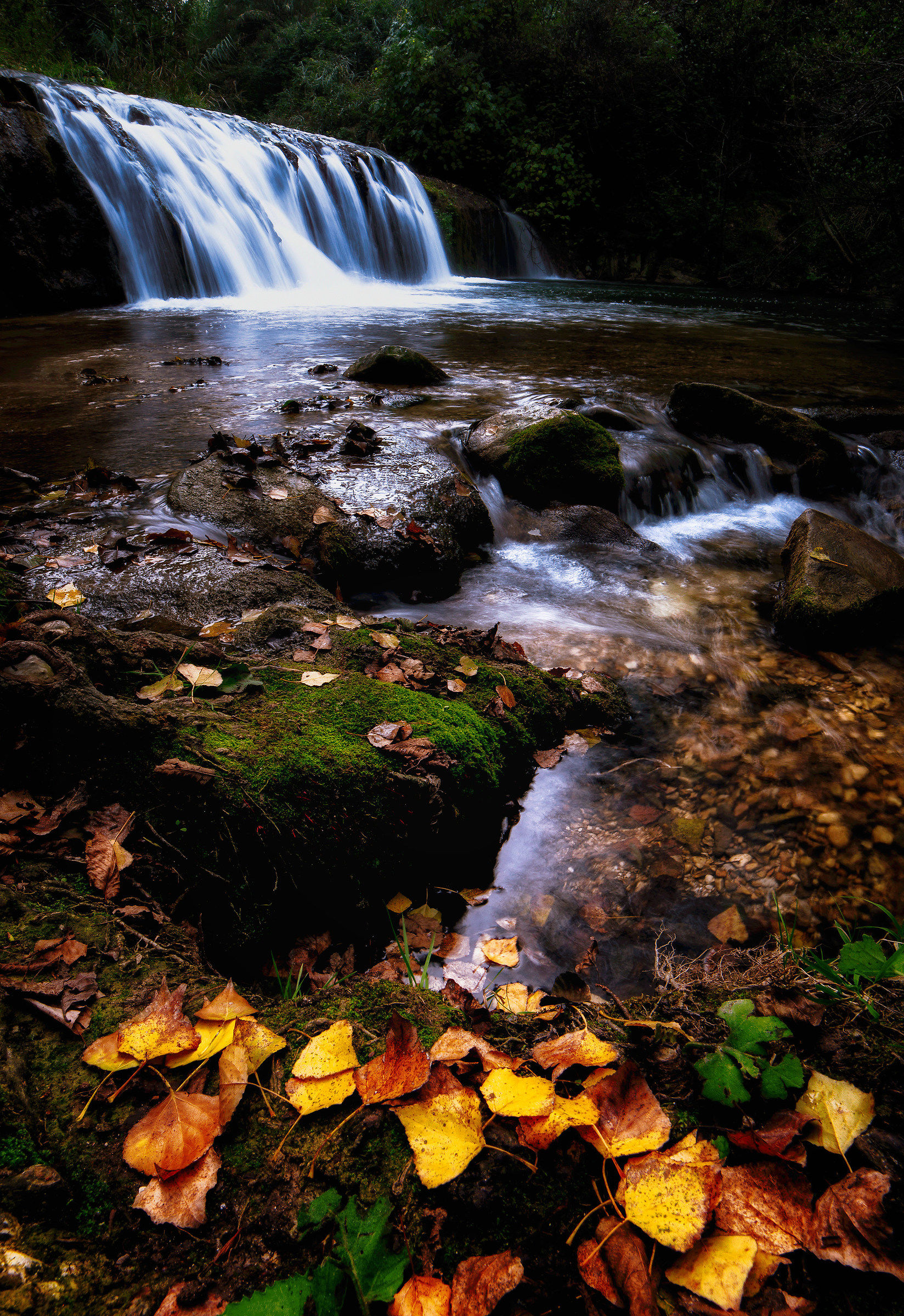 -Waterfalls Autumn-