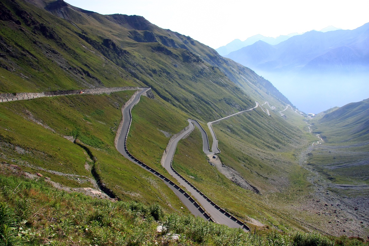 sù verso lo stelvio