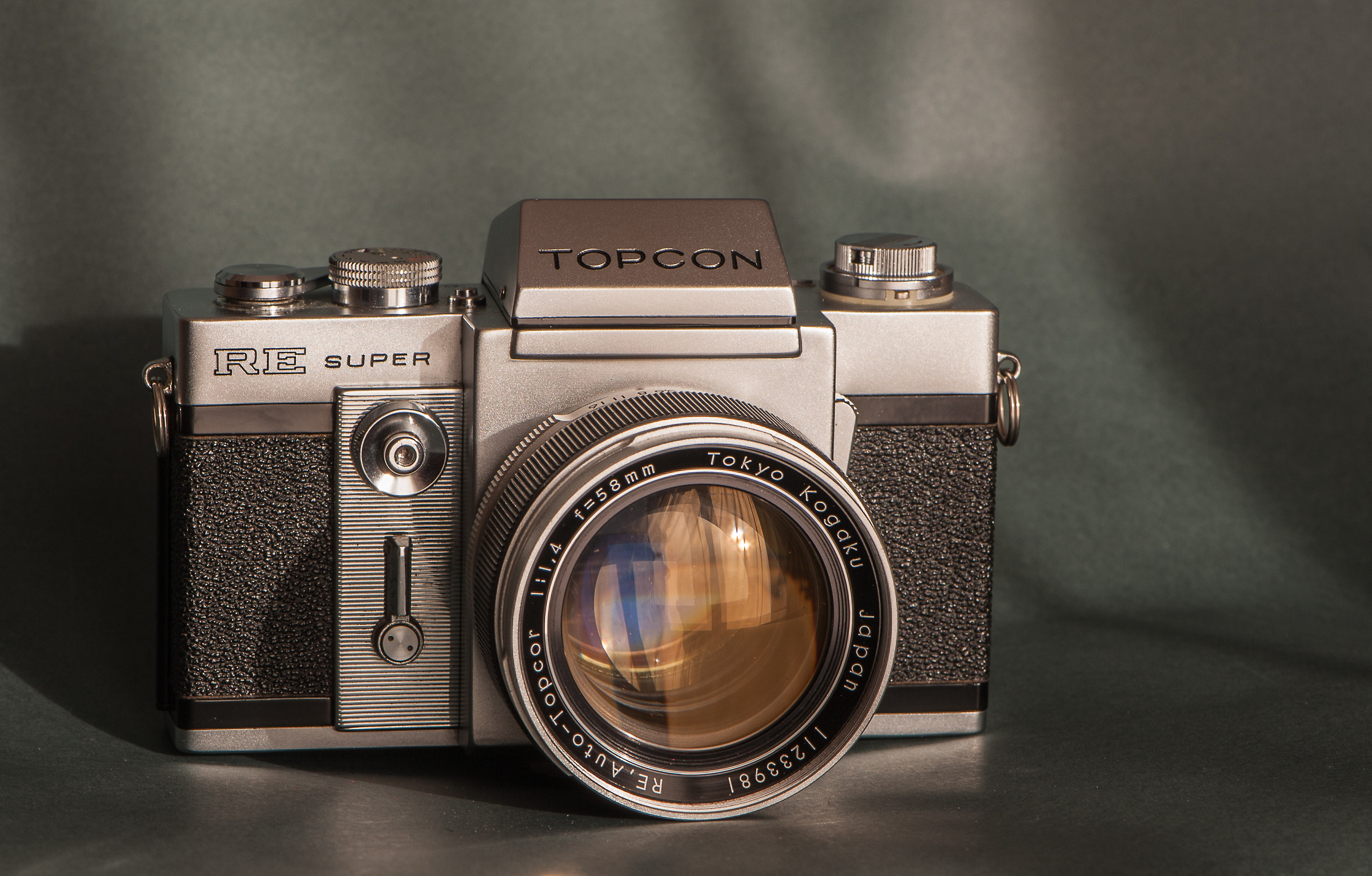 La Topcon RE super con Topcor 1,4/58mm