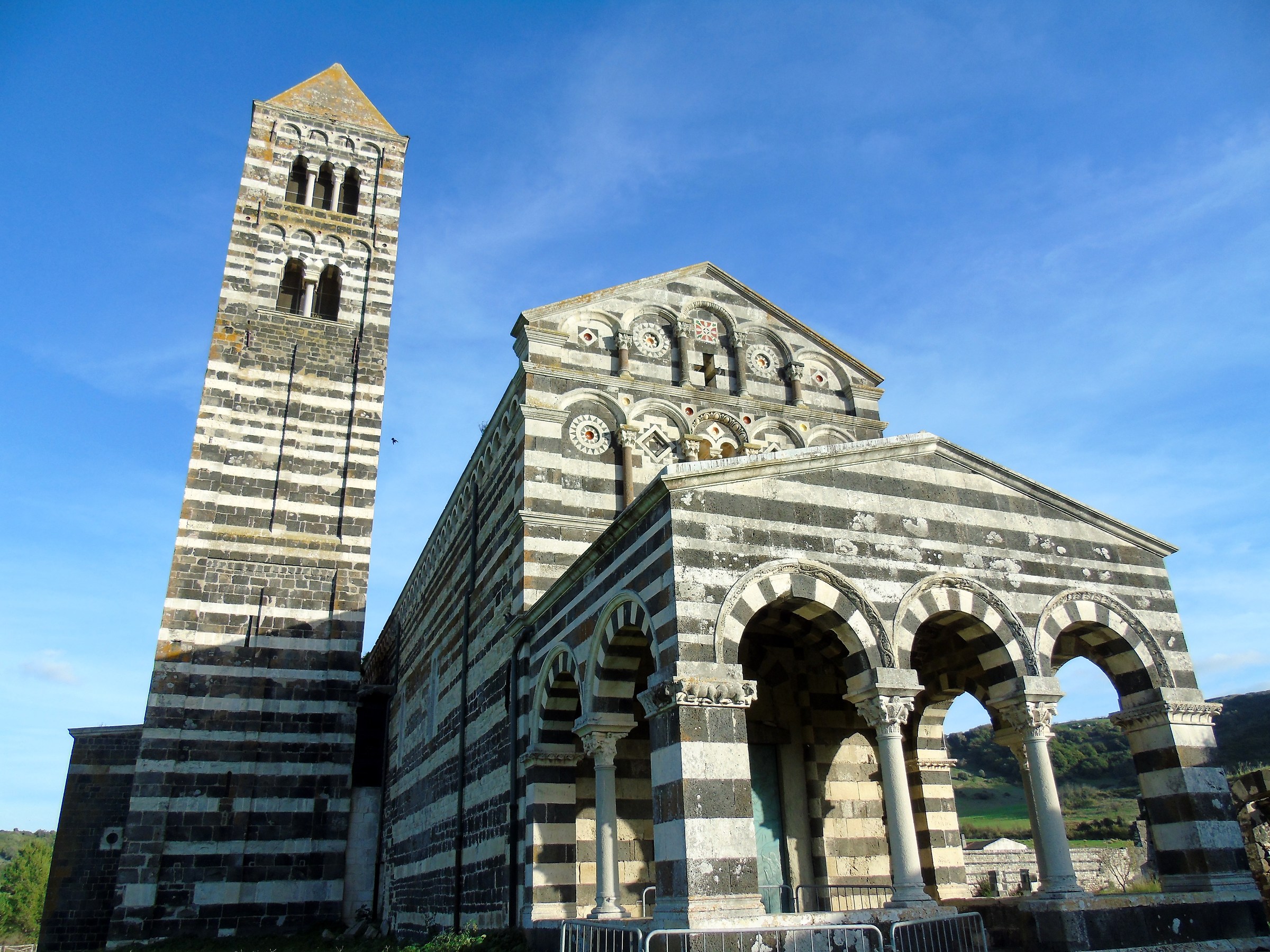 chiesa di saccargia - sardegna
