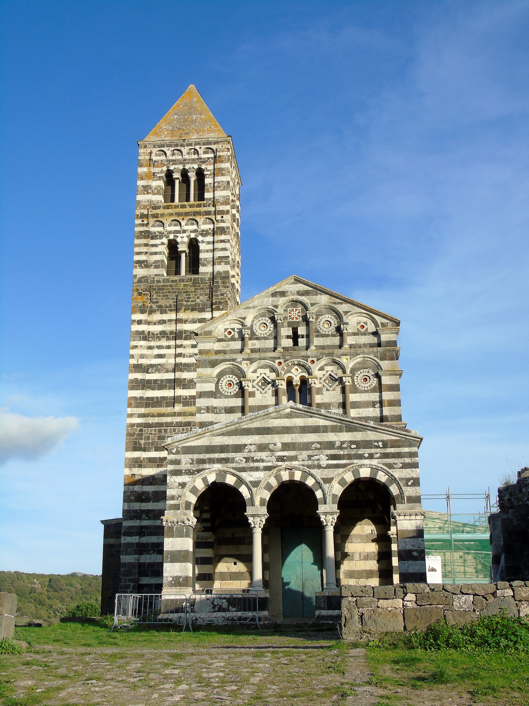 chiesa di saccargia - sardegna