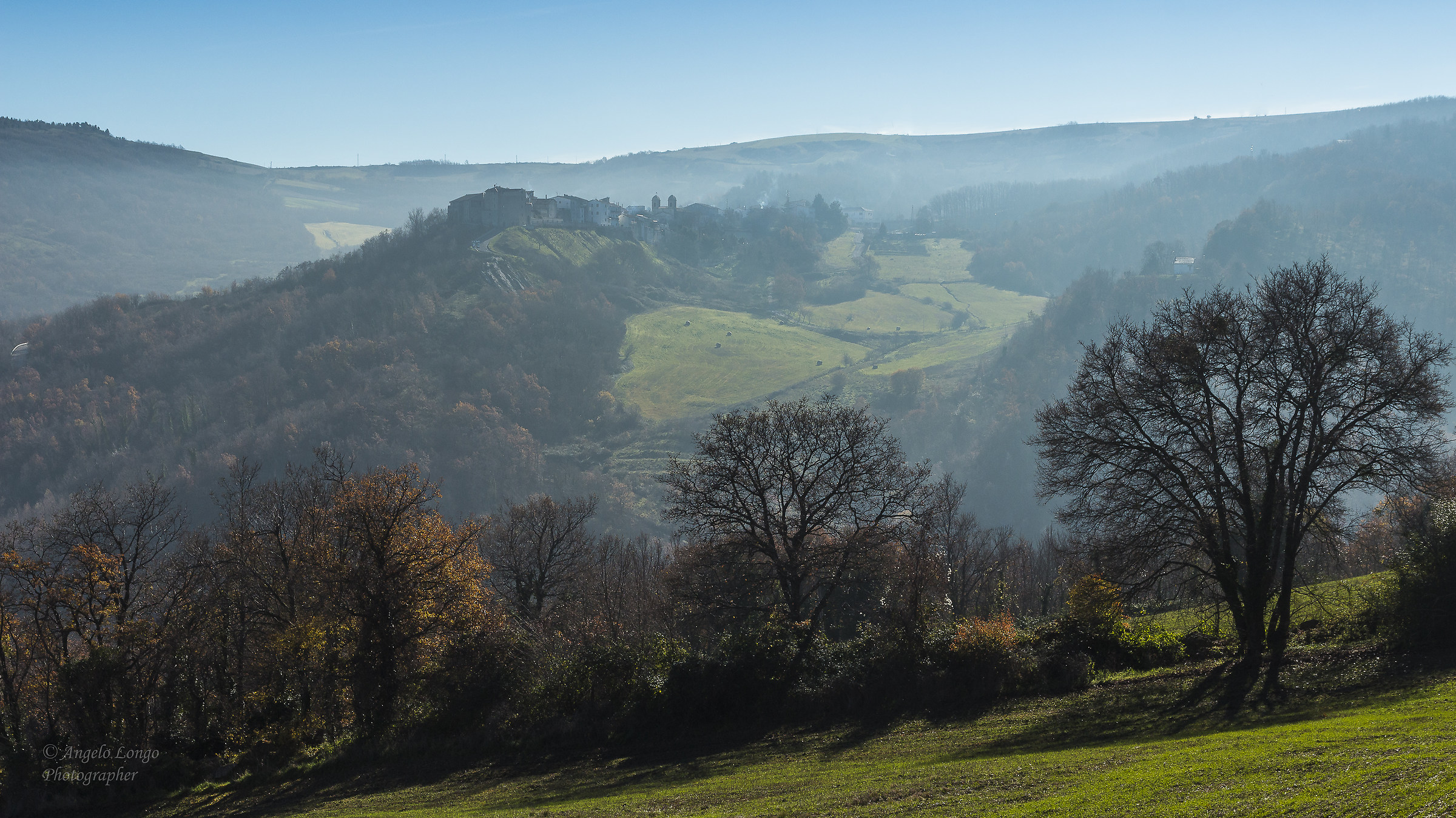 Morning fog - Celle San Vito (fg) - Apennines.