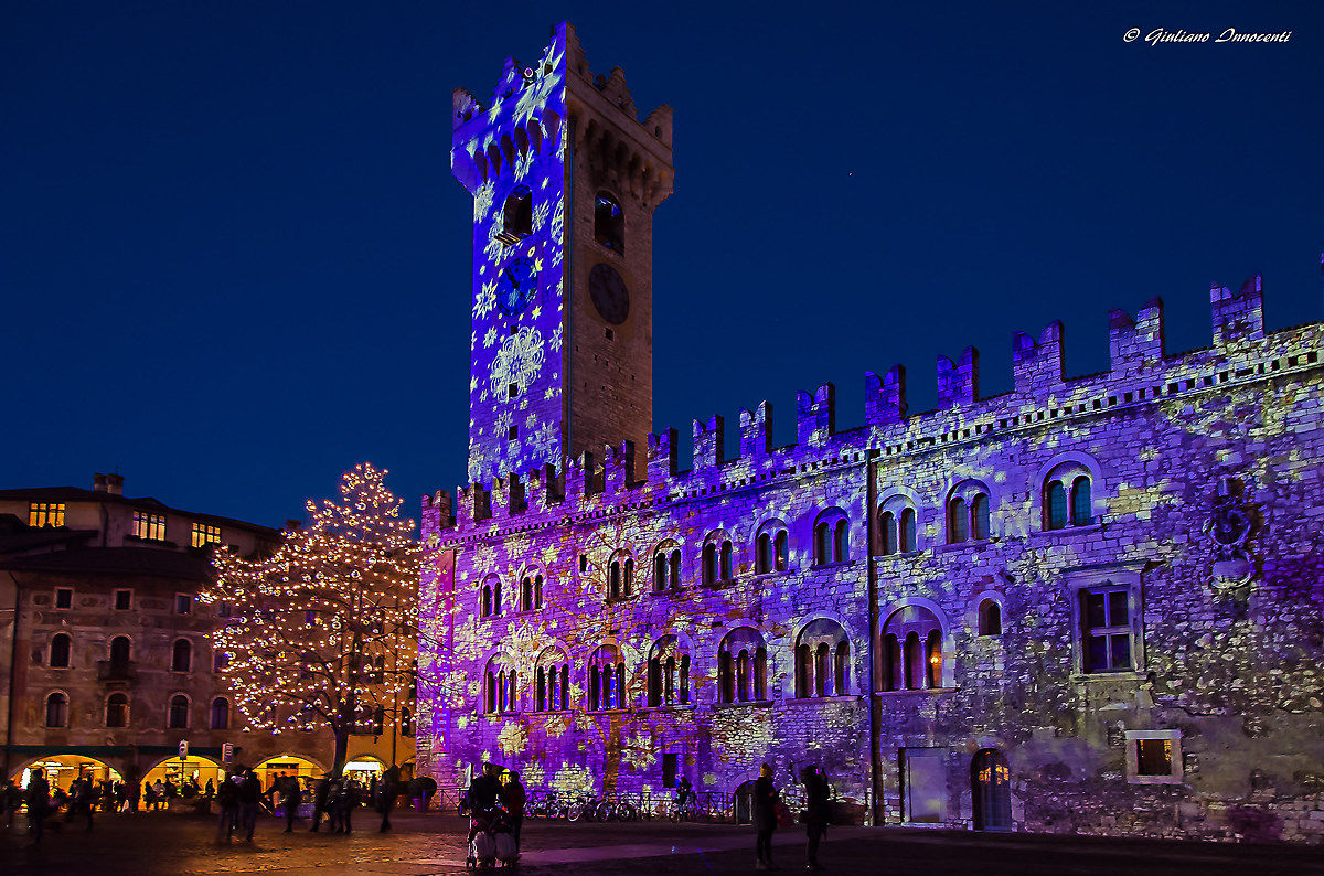 now with blue decorations on Praetorian Palace-Trent