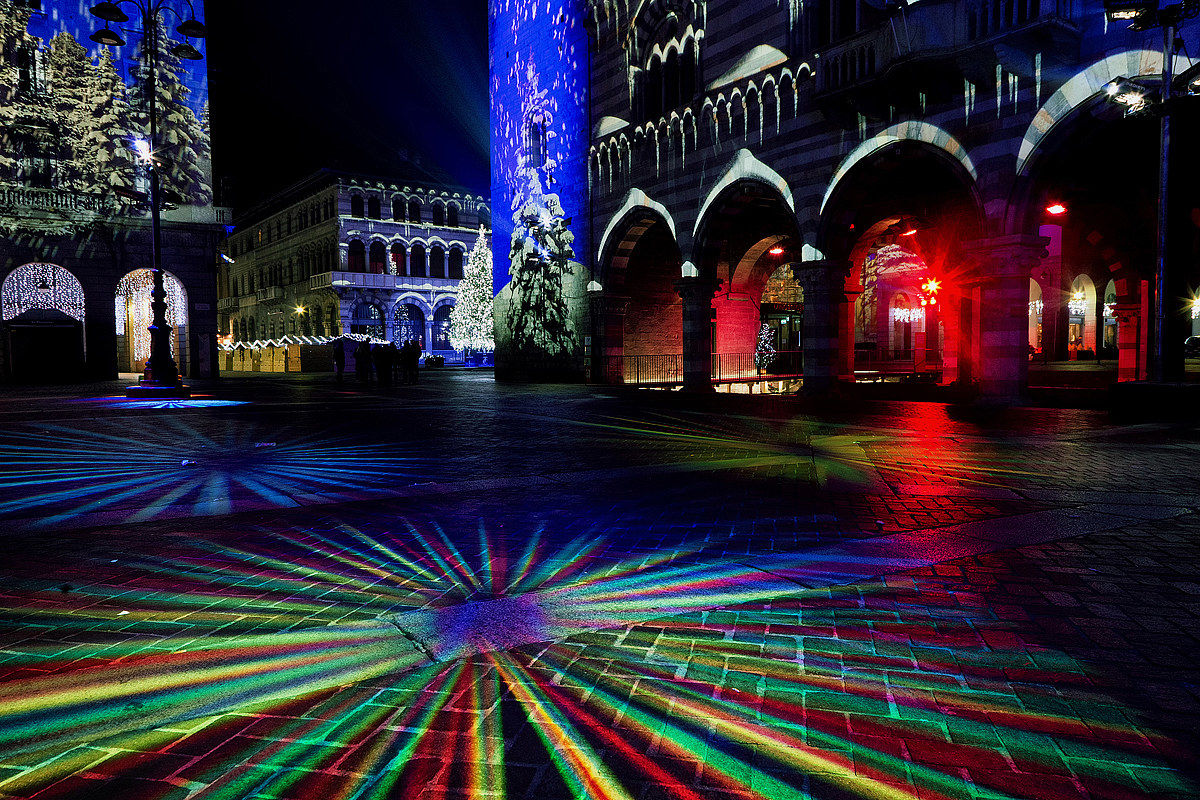 Piazza Duomo- Broletto