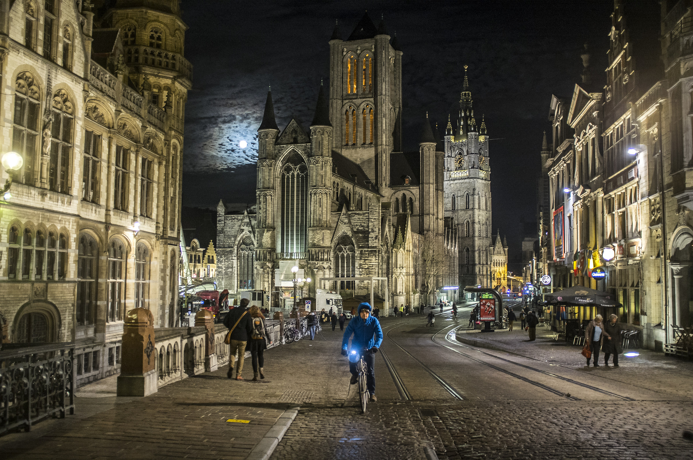 Ghent, by night