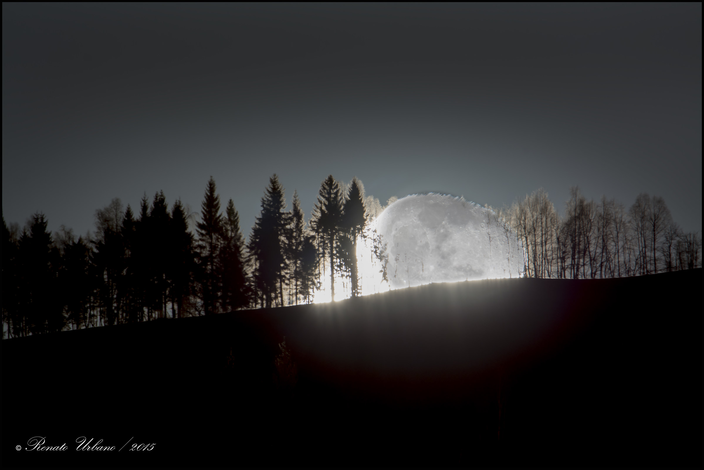 Spunta la Luna dal monte