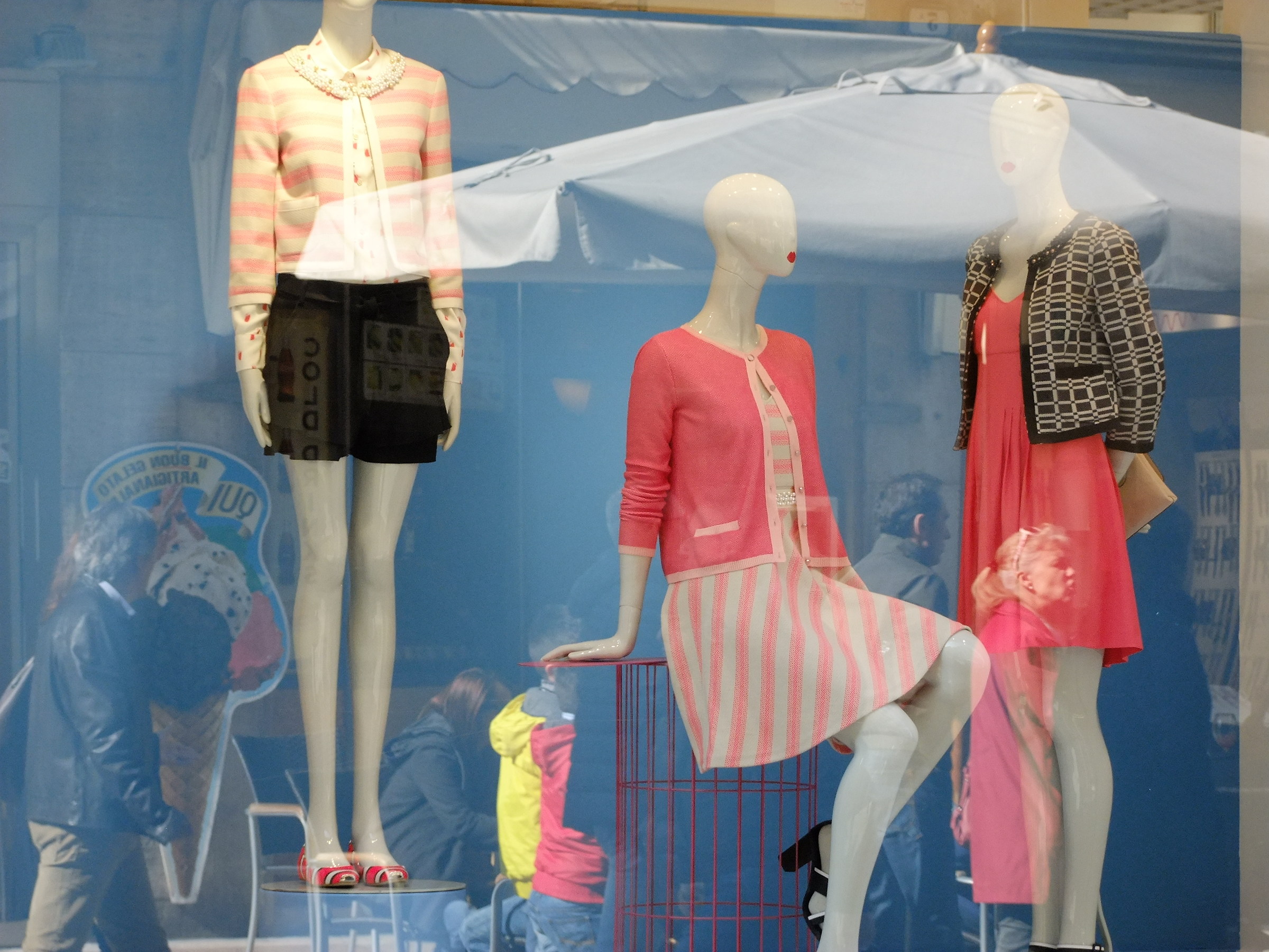 Women under the umbrella