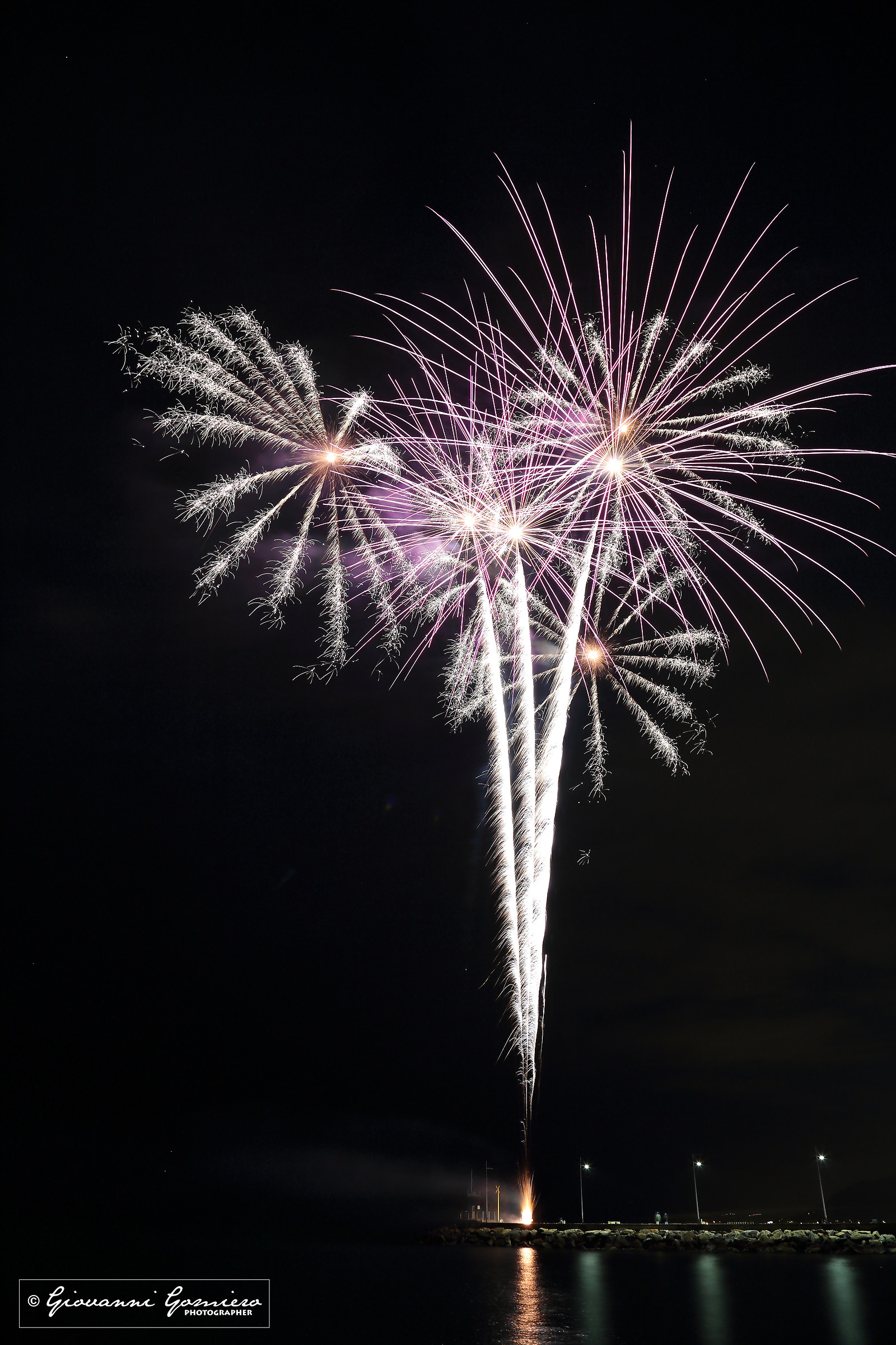 Loano Pyrotechnics 02