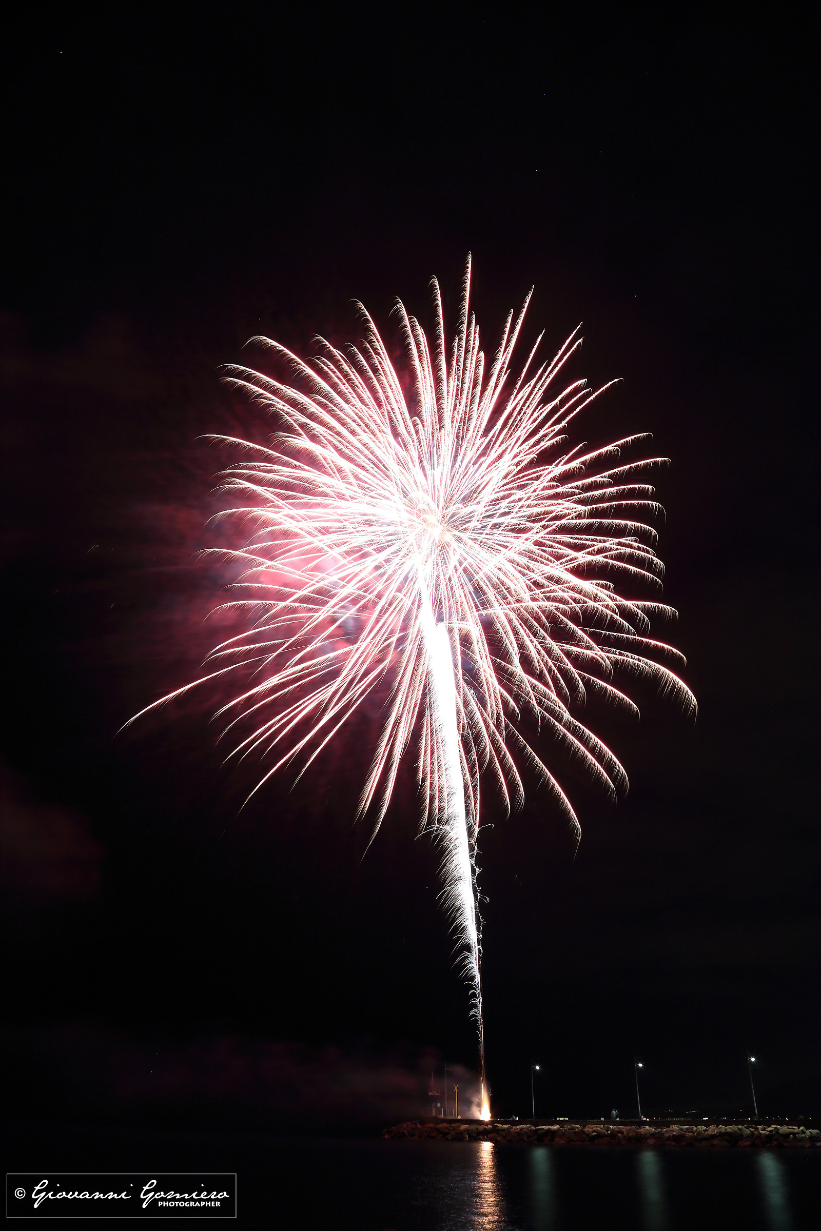 Loano Pyrotechnics 04