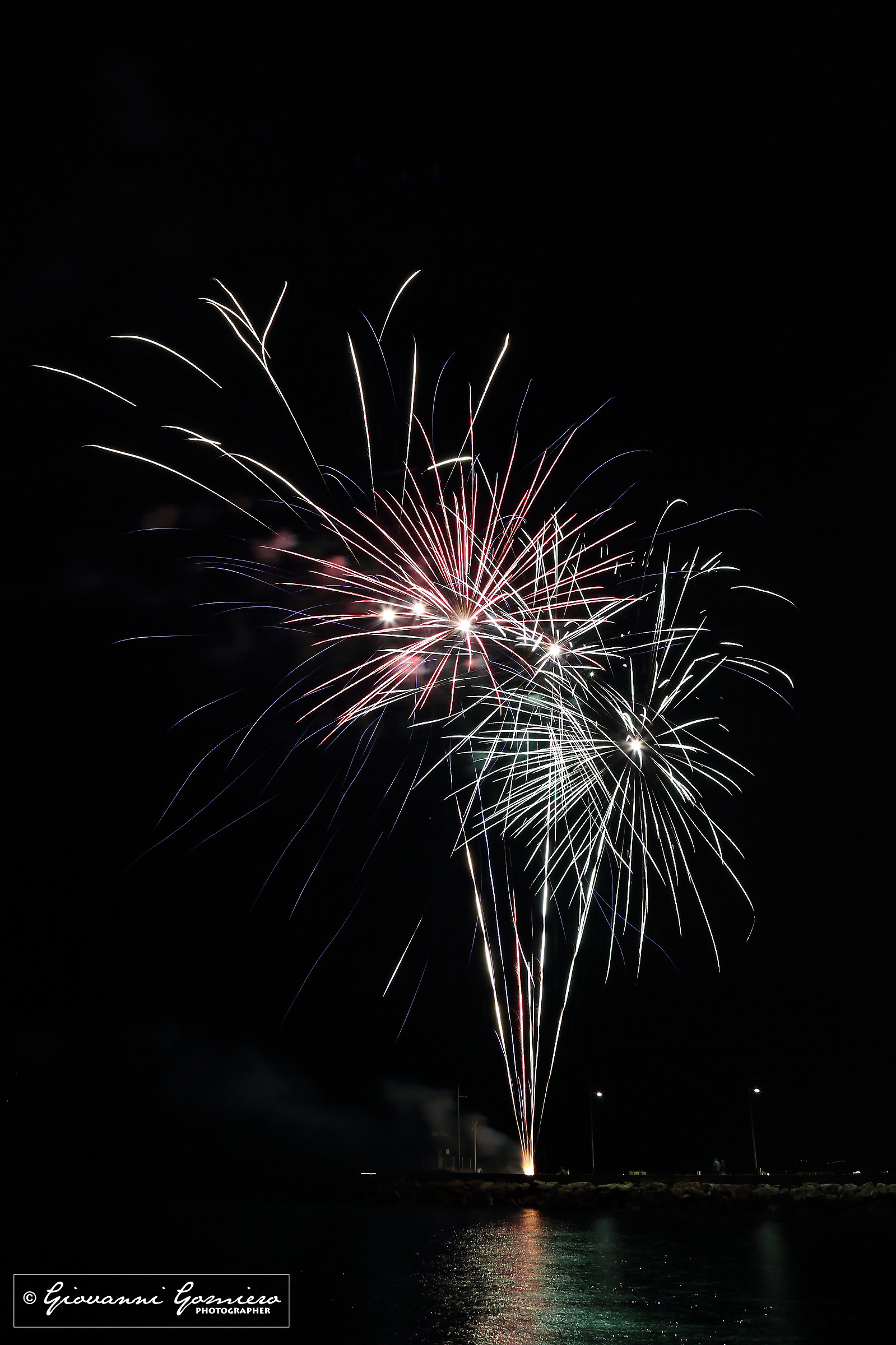 Loano Pyrotechnics 06