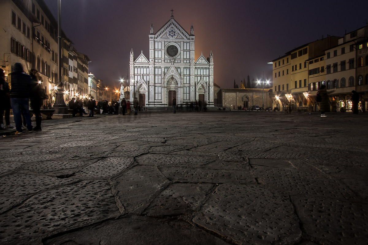 Florence ... the ancient stones of the Holy Cross