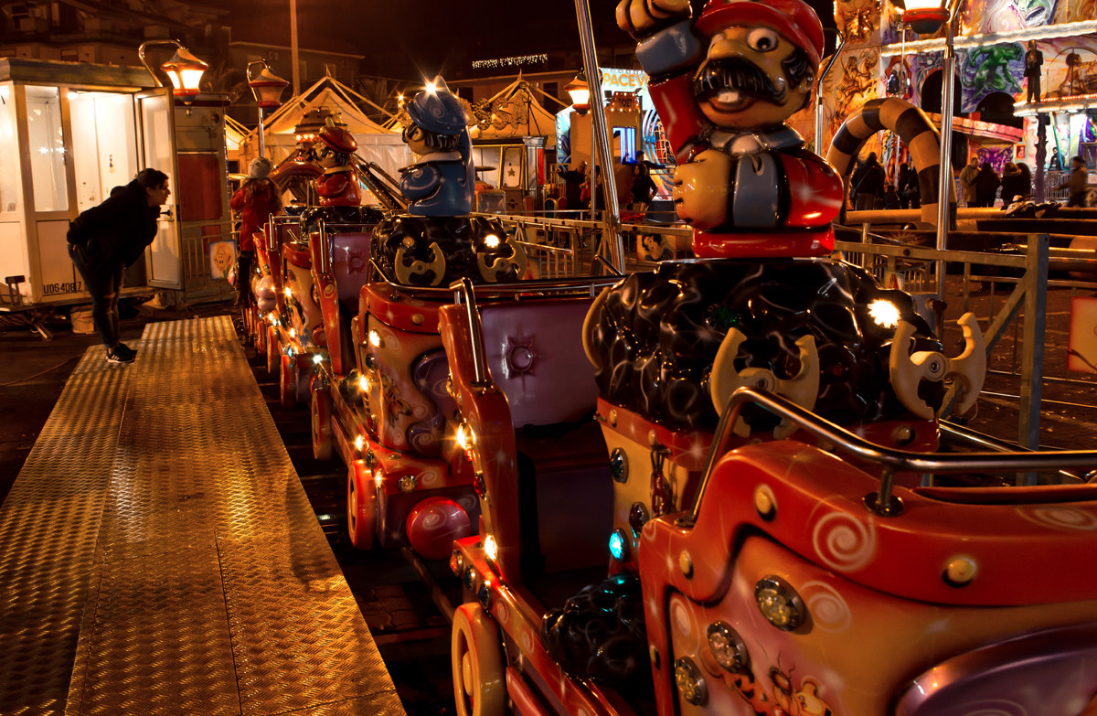 Luna Park 3 (....signora, non si metta così )