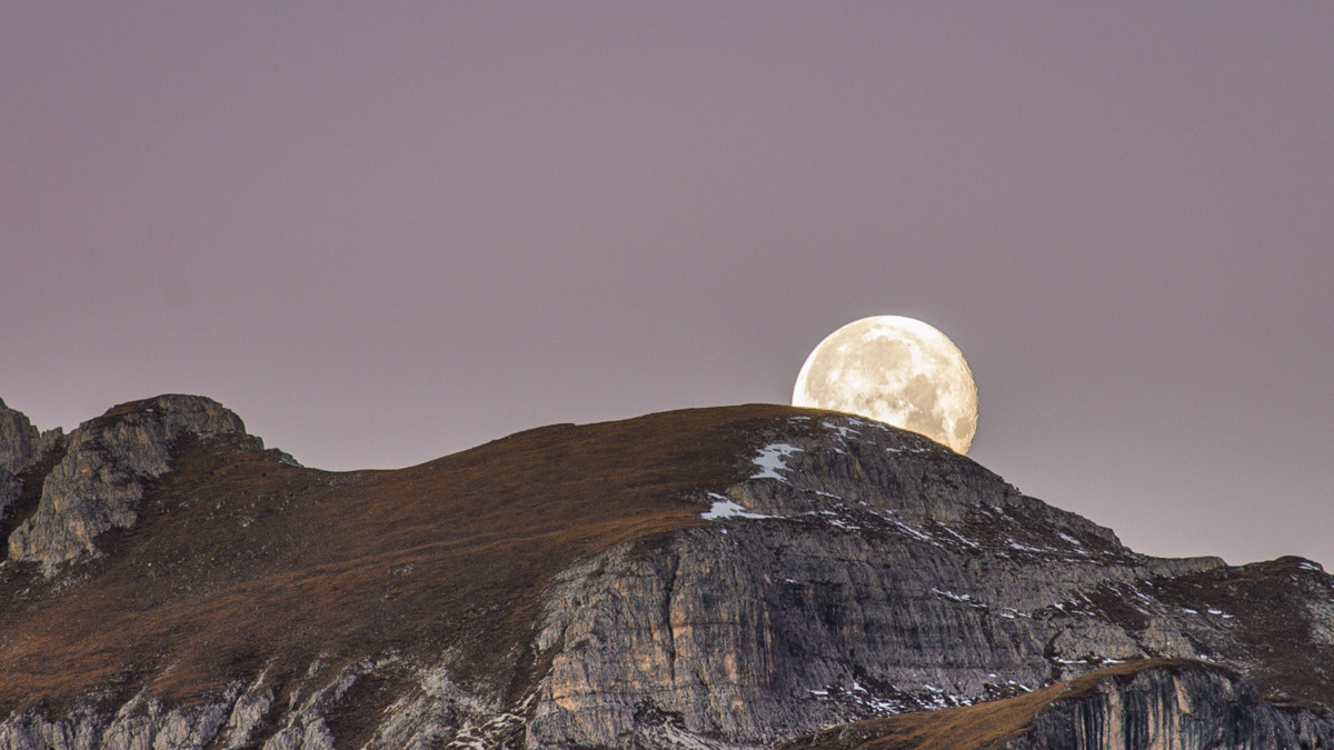 The full moon Christmas