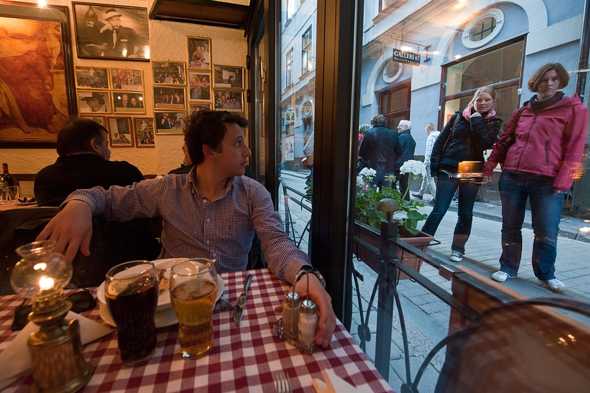 A sandwich, a beer and then ....