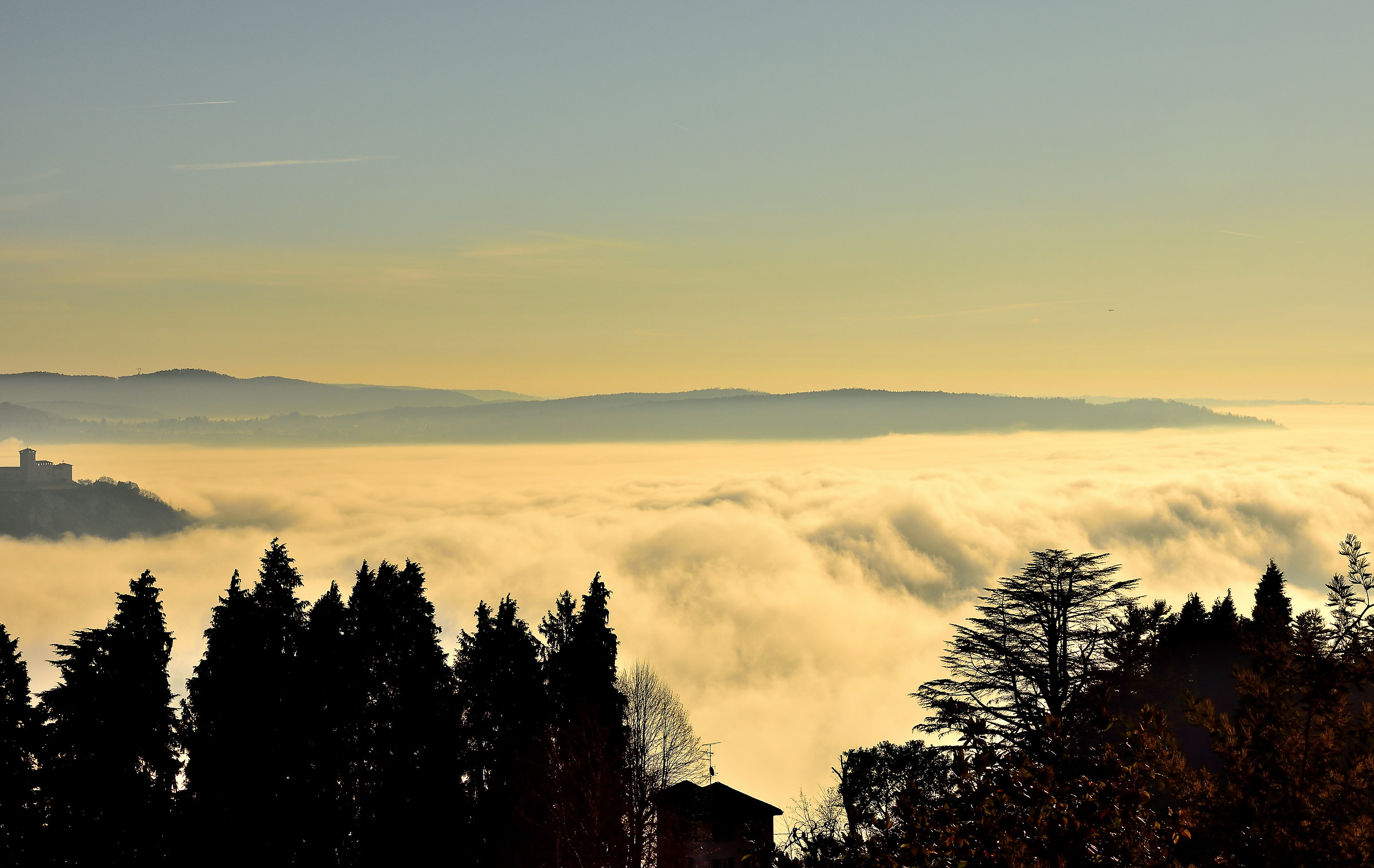 The lake seems to have disappeared