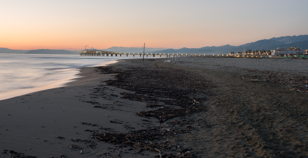 Mare Pontile e Alpi Apuane