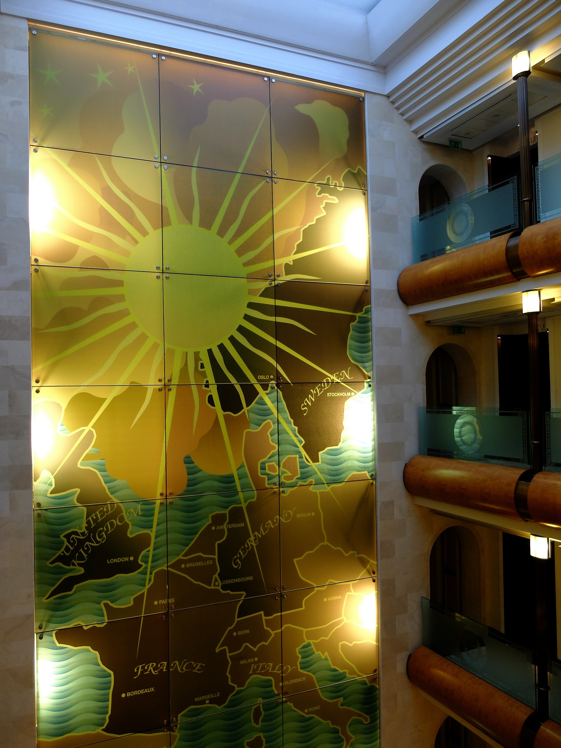 Interior balconies Hotel Fortino