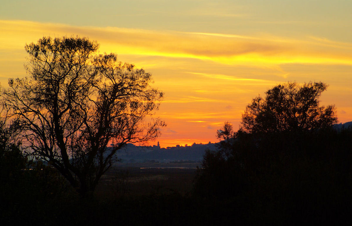 Castiglione della pescaia al tramonto