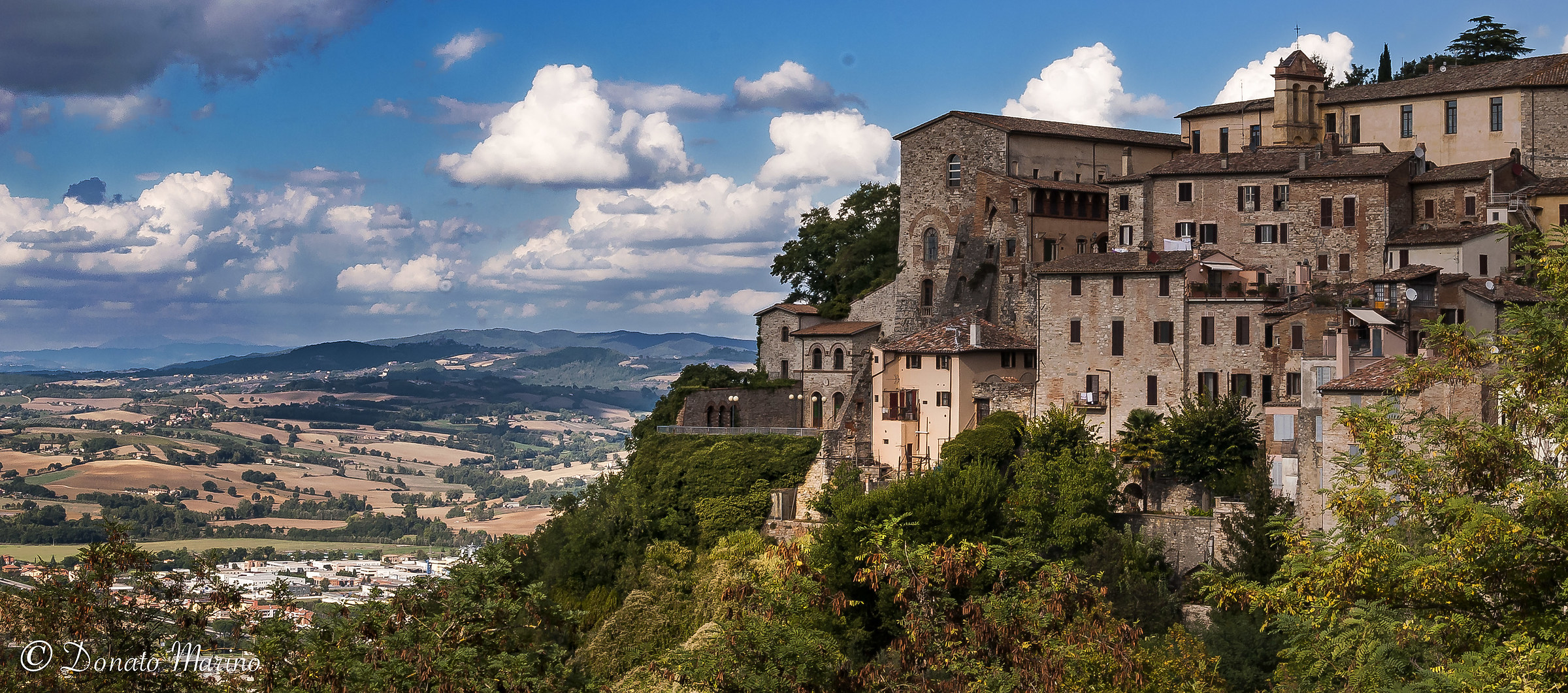 Postcard from Todi