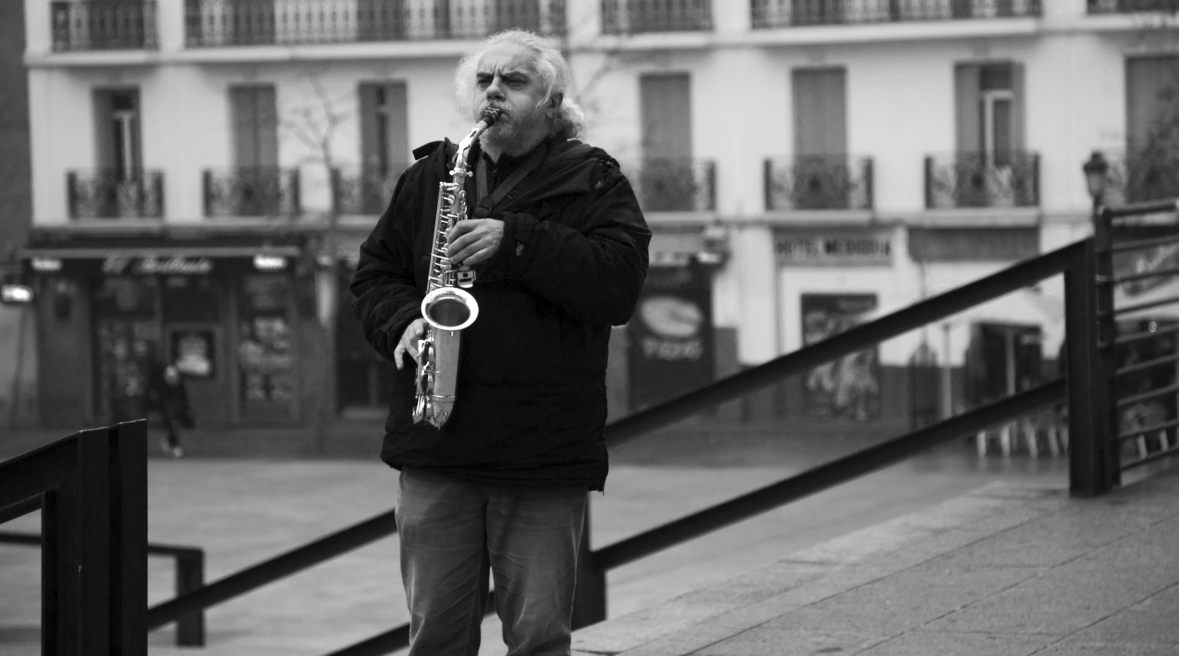 saxophonist in madrid