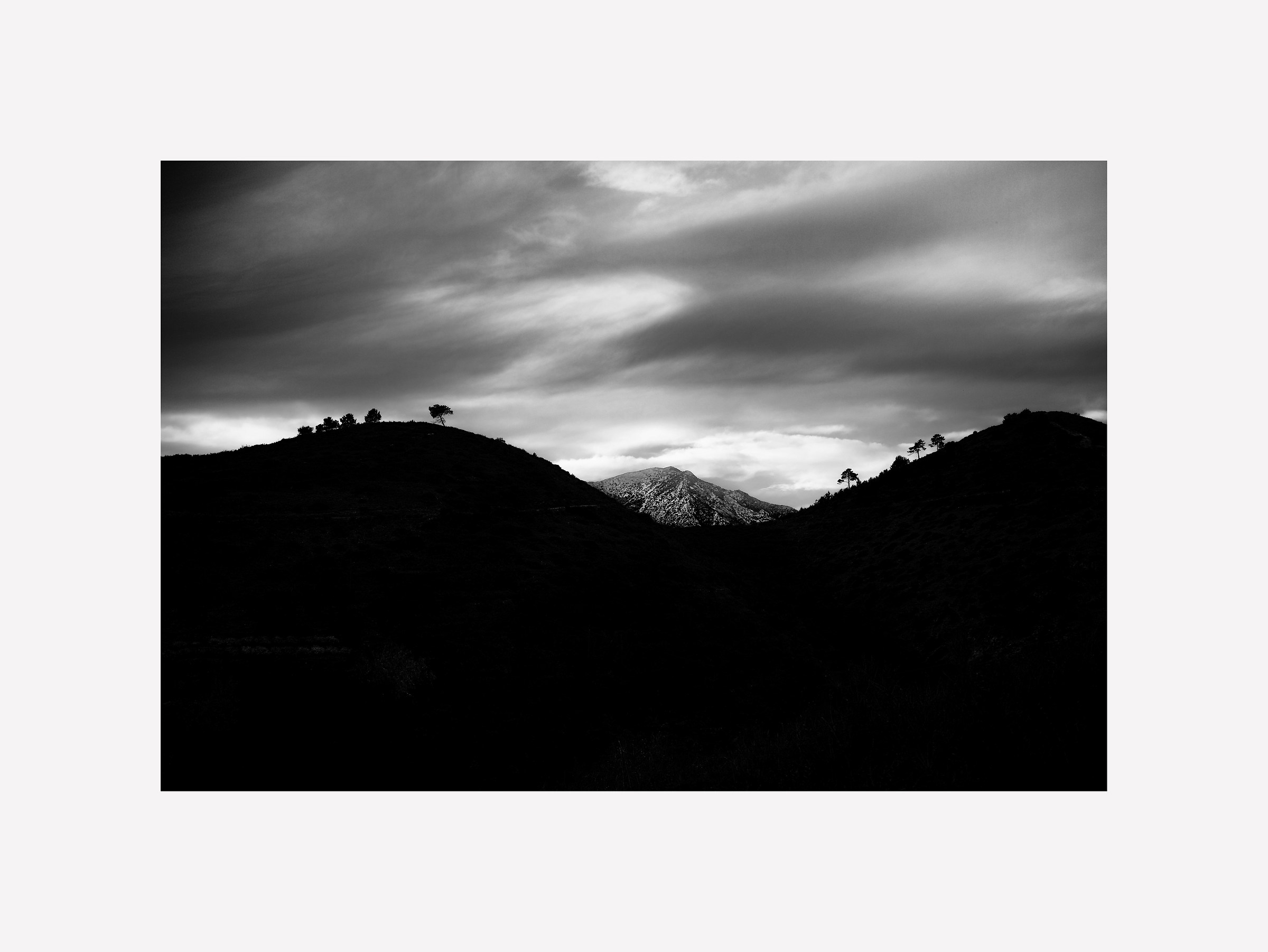 017. Time zone Italy / France