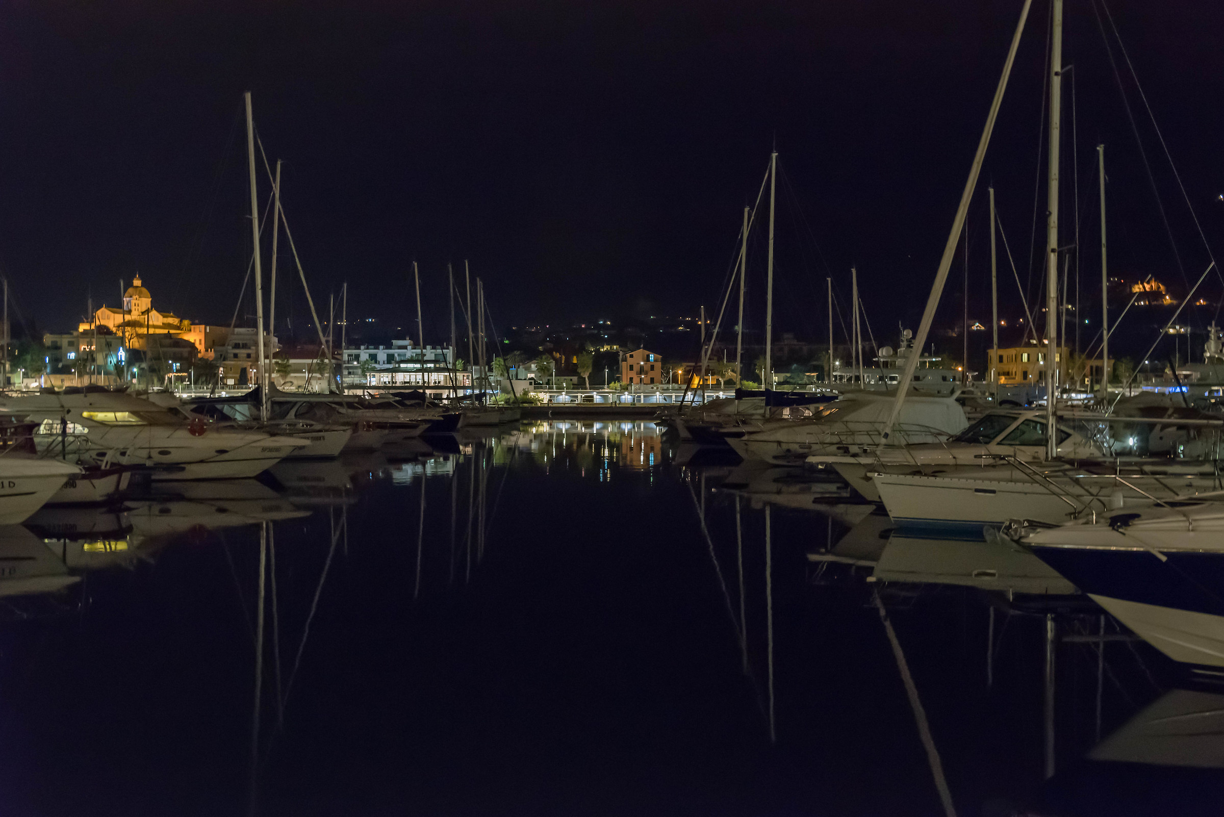 reflections at night to the port
