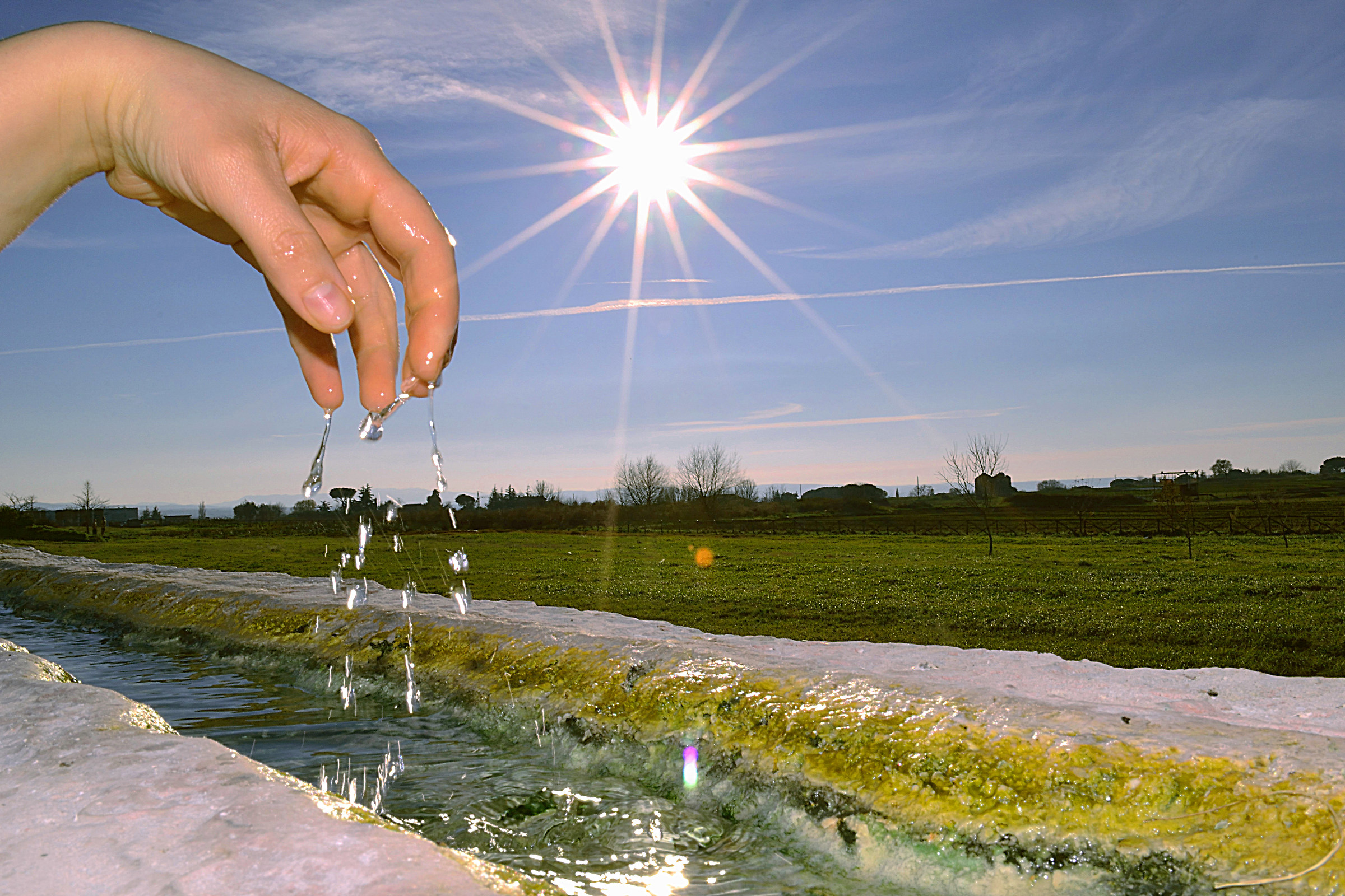 Aqua fresh water ...