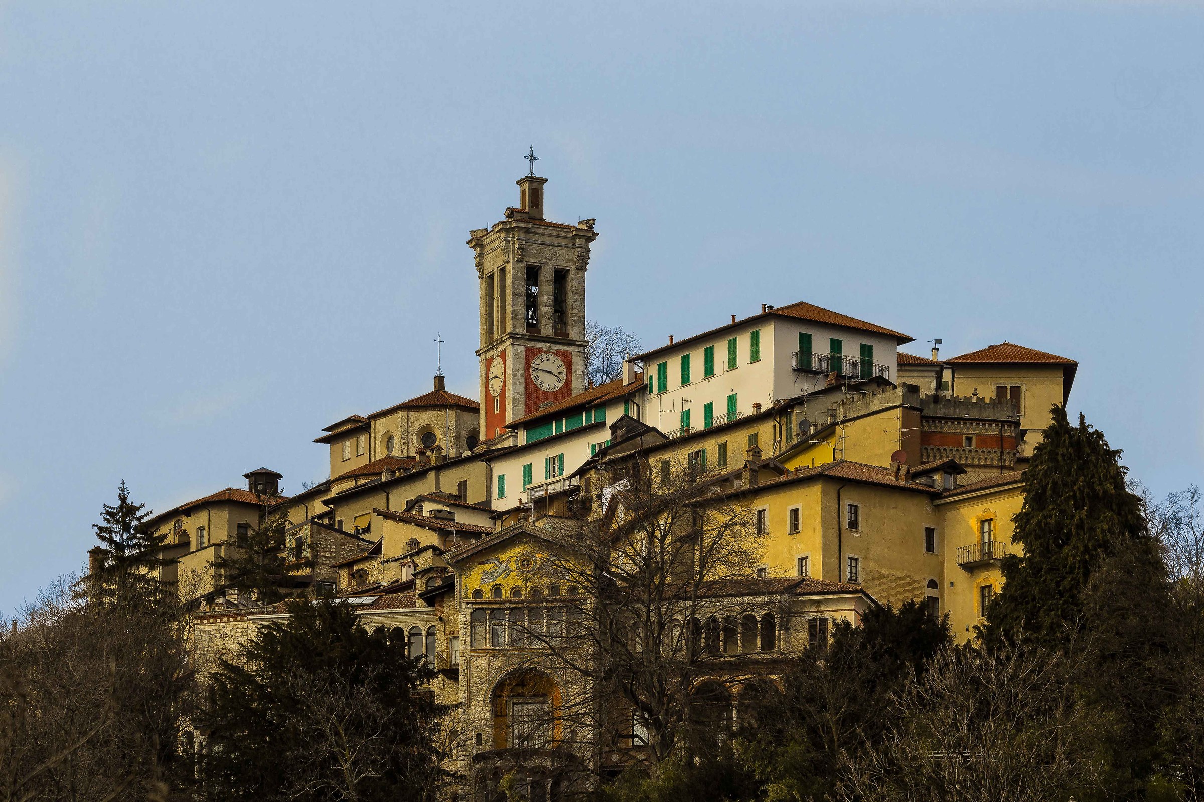 Borgo Santa Maria del Monte - sacro monte Varese