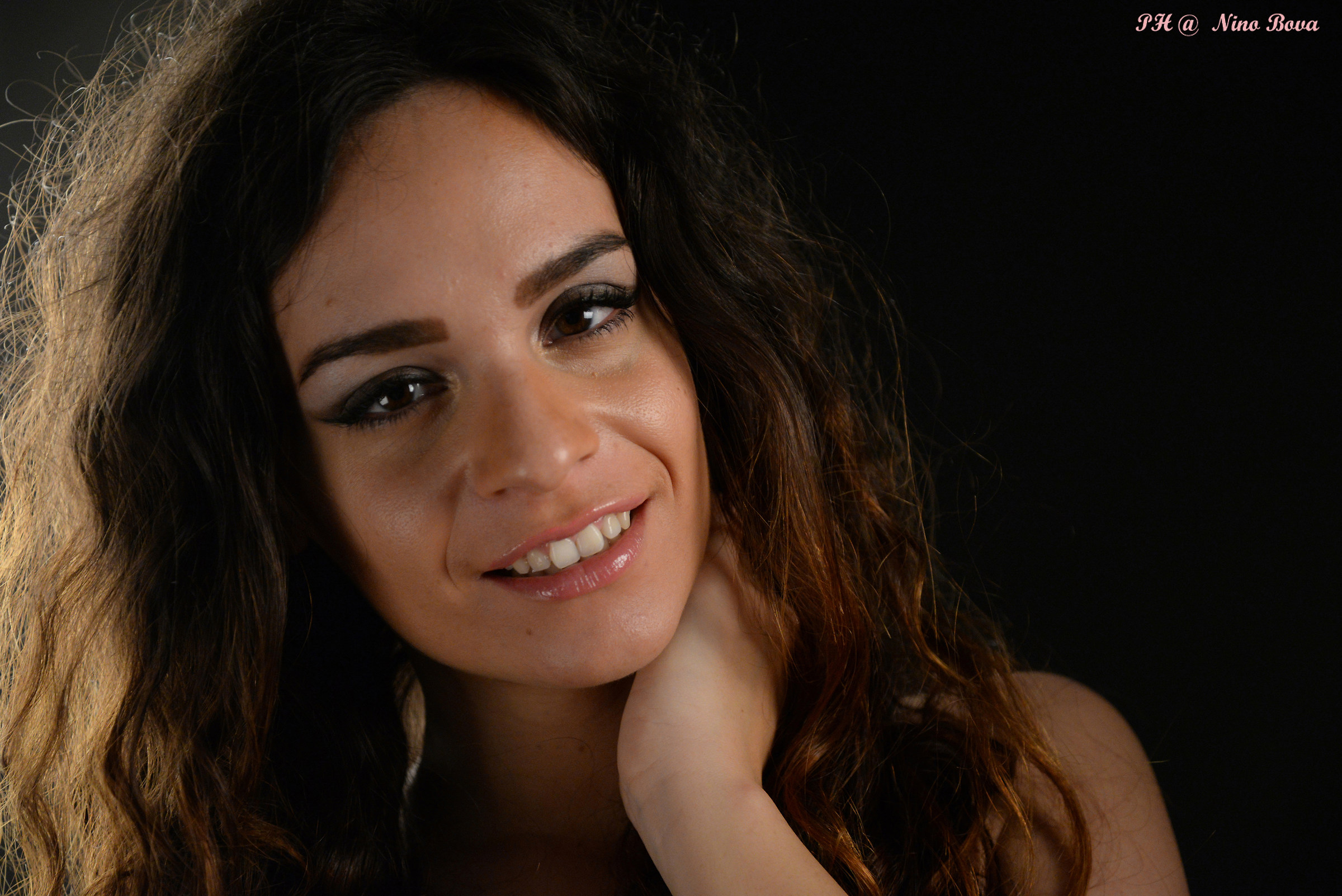 Model Mora in room laying Marvin