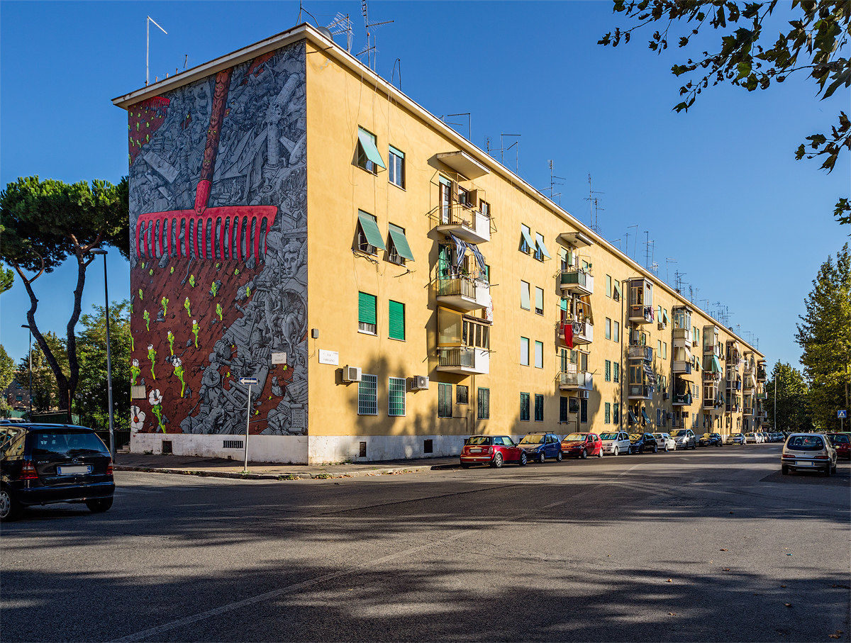 Murals: El Renacer - Artist: Liquen