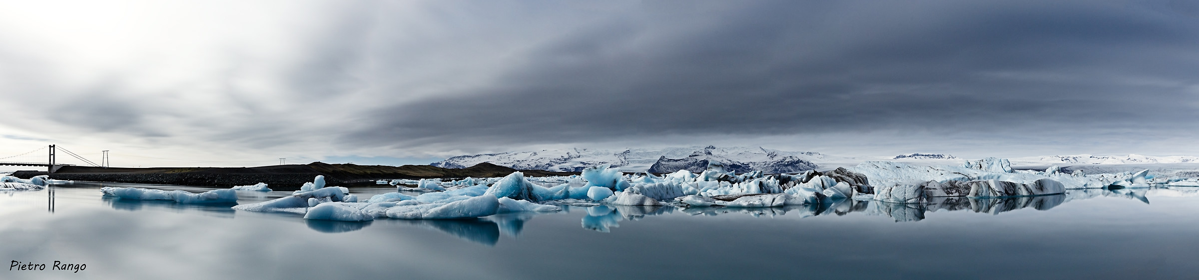 Jokulsárlón under the moonlight