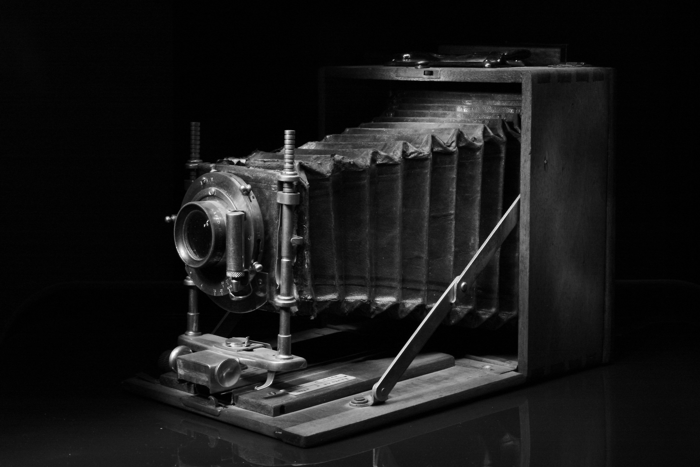 Ancient photo 2 B / W