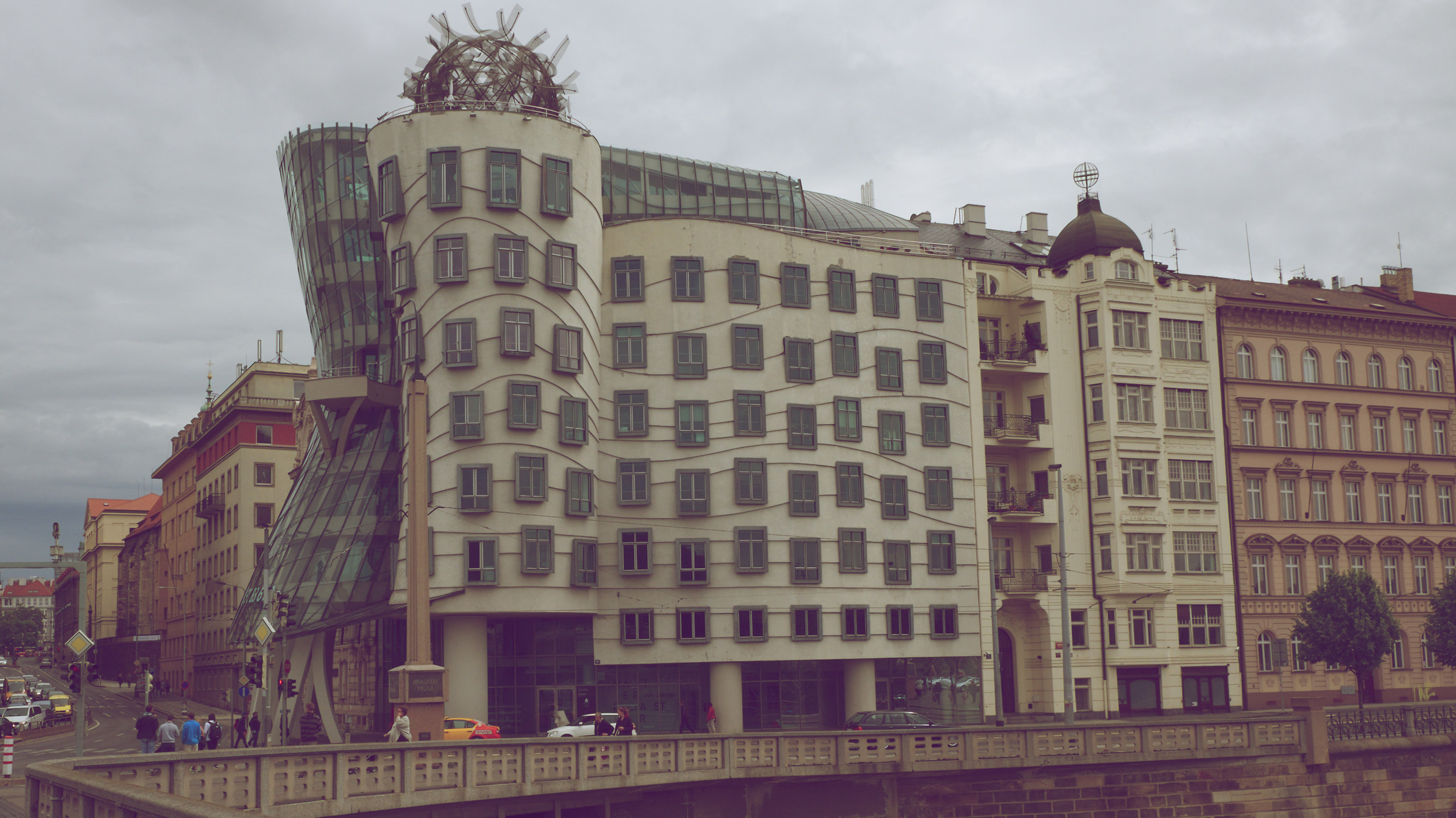 Dancing House