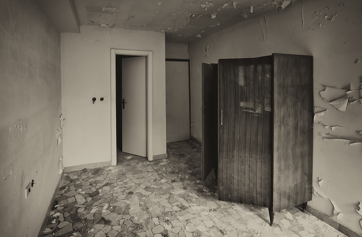 ... Abandoned hotels in Trentino ..