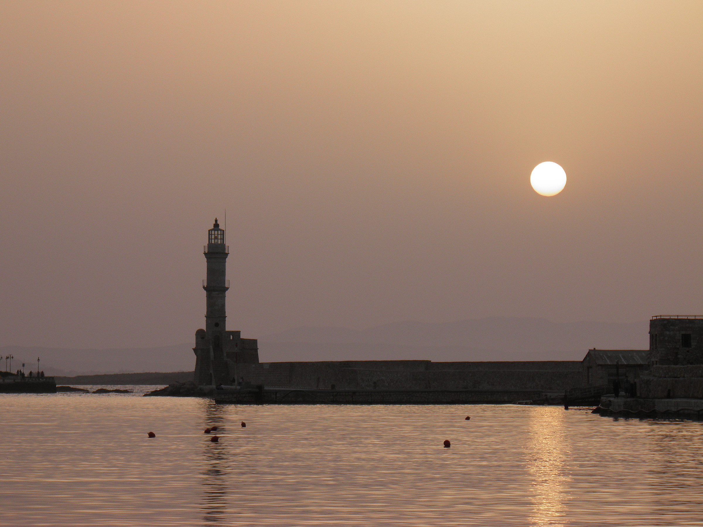 Chania, sunset over the lighthouse