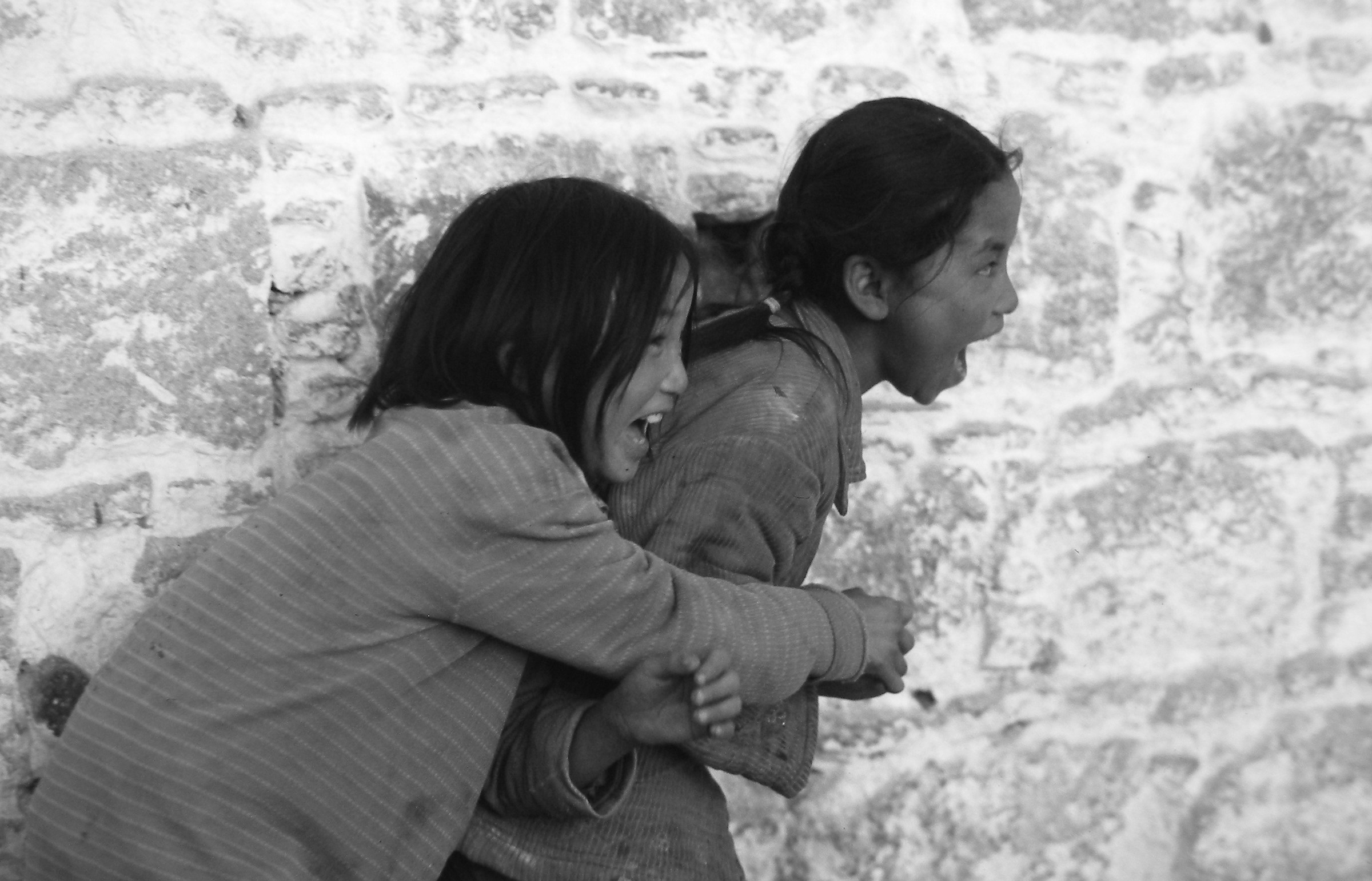 Girls game -Lhasa 1985