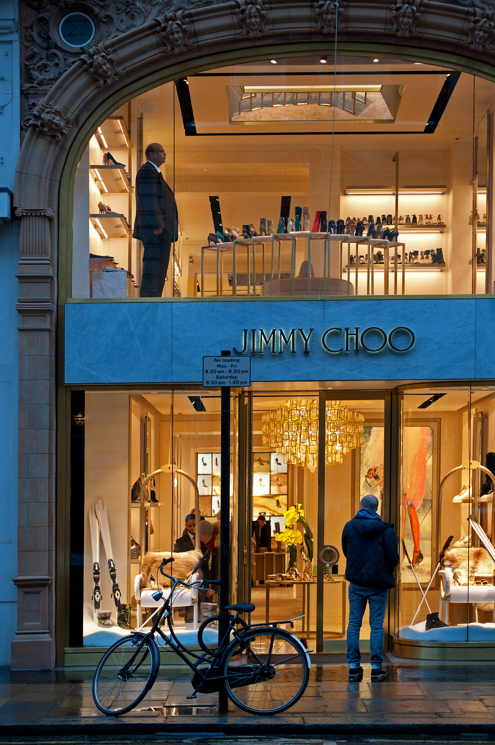 L'Ancora Man Upstairs at Jimmy Choo!