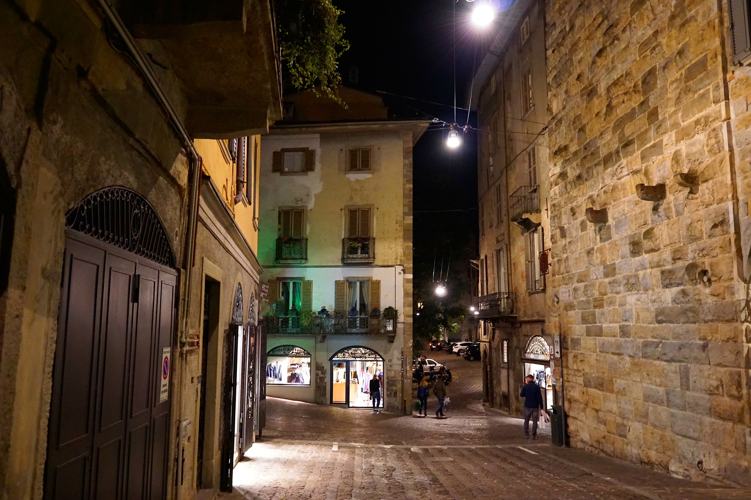 Passeggiata notturna a Bergamo Alta