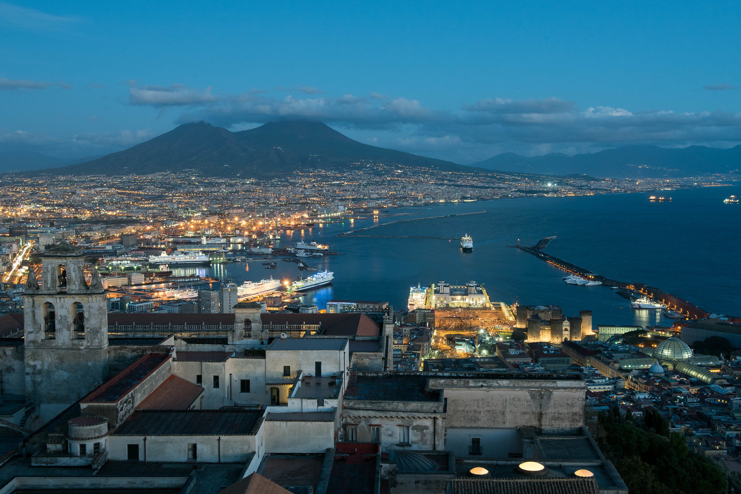 Short breaks, long exposure ...