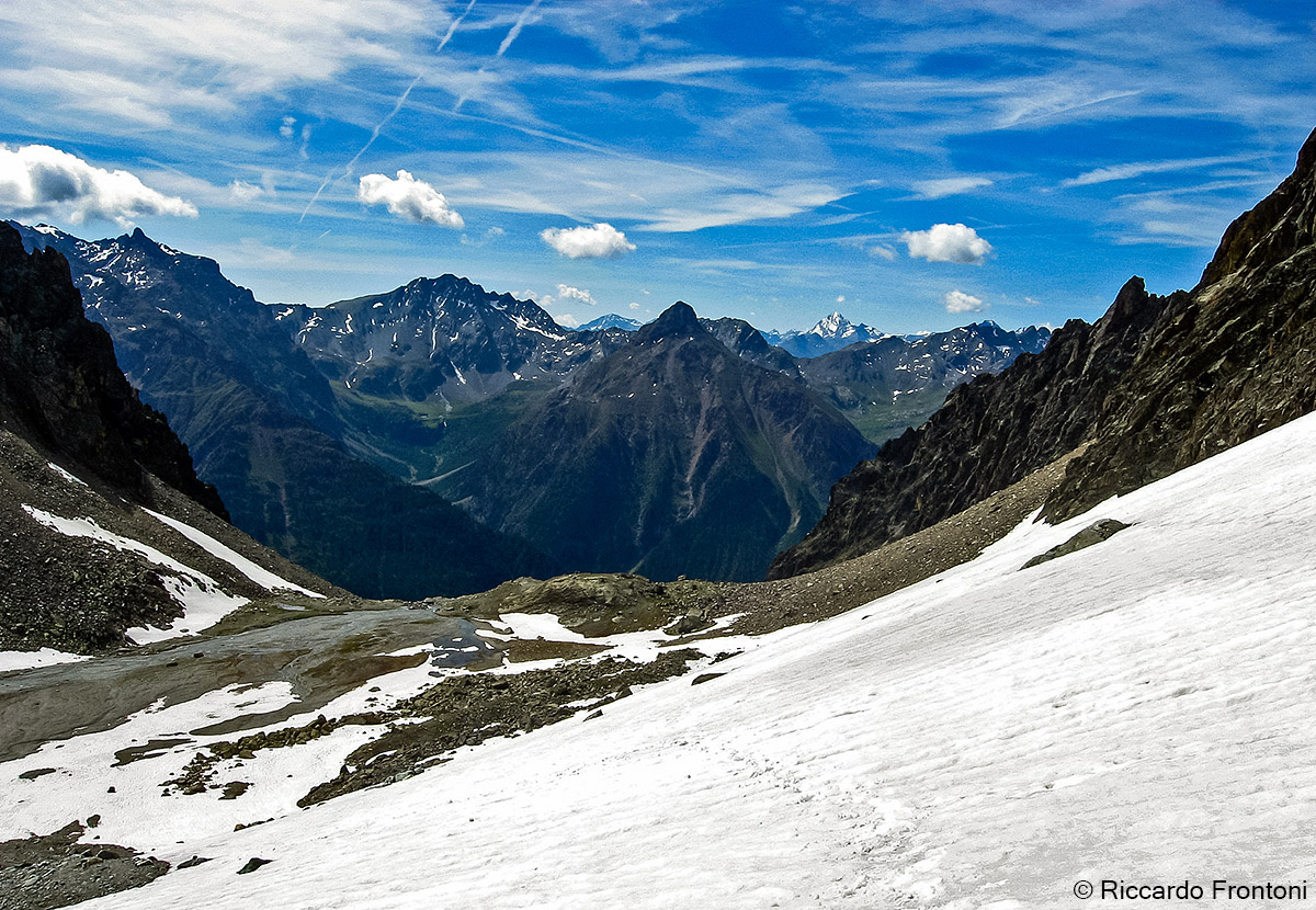 Guardando verso l'Italia...