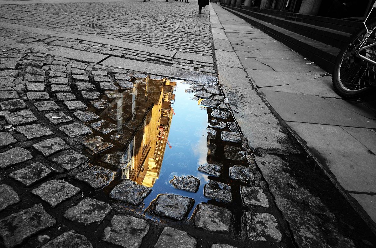 ...spiando nei riflessi...