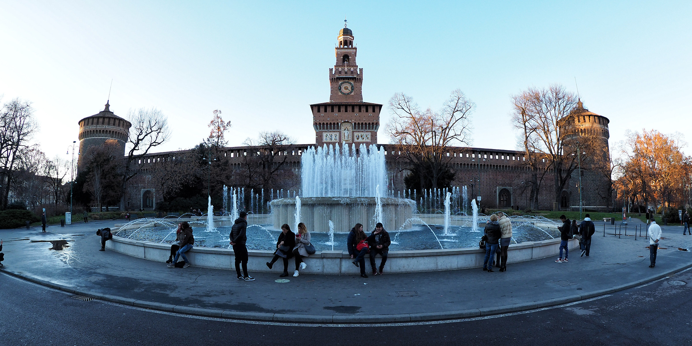 Milano Piazza Castello